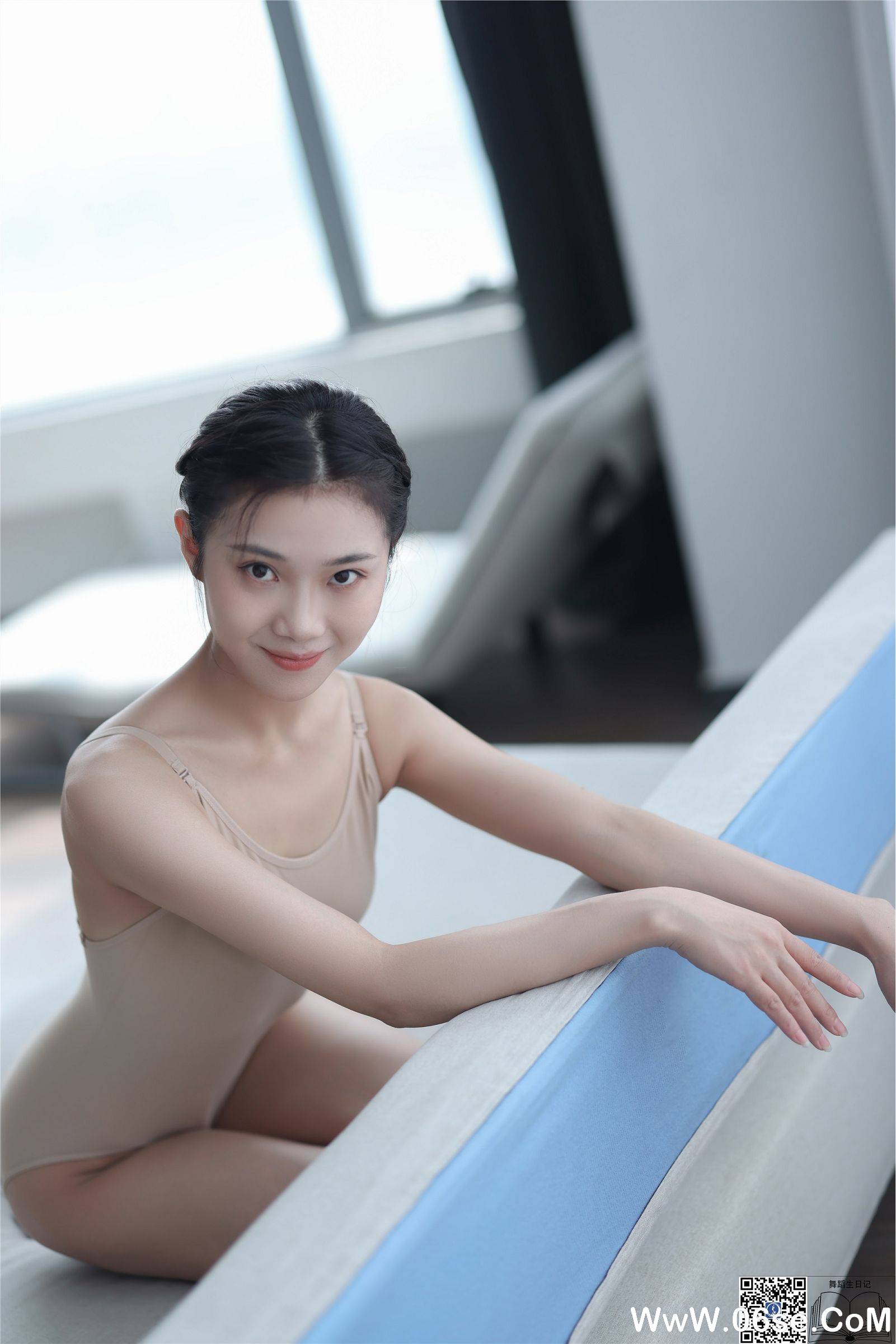 图片[34]-[GALLI嘉丽] 舞蹈生日记 002 – 茜茜-六色网