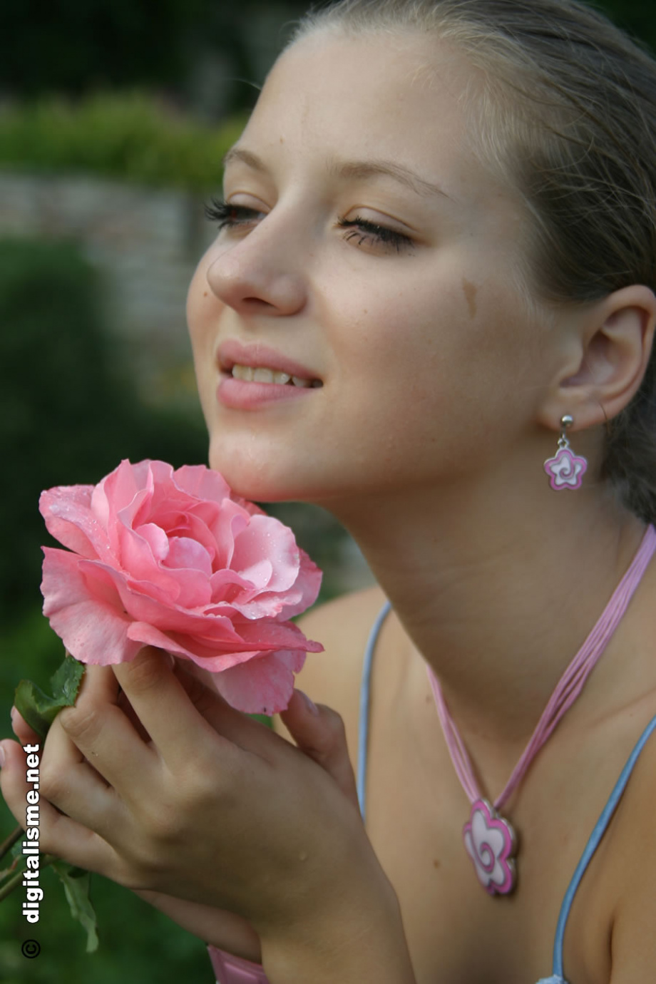 [Image: f559035f5fdb5db466433.jpg]