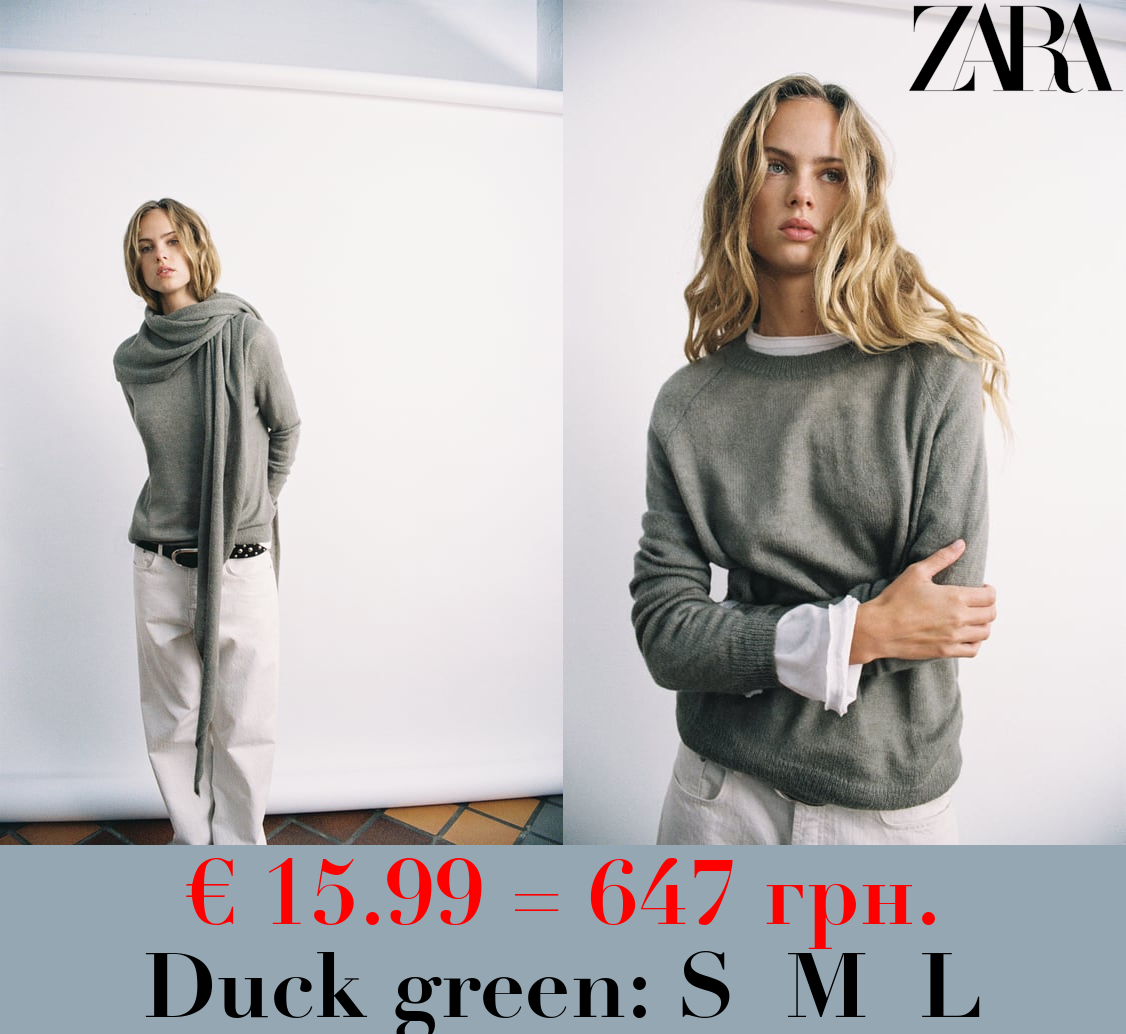 ROUND NECK KNIT SWEATER WITH RAGLAN SLEEVES