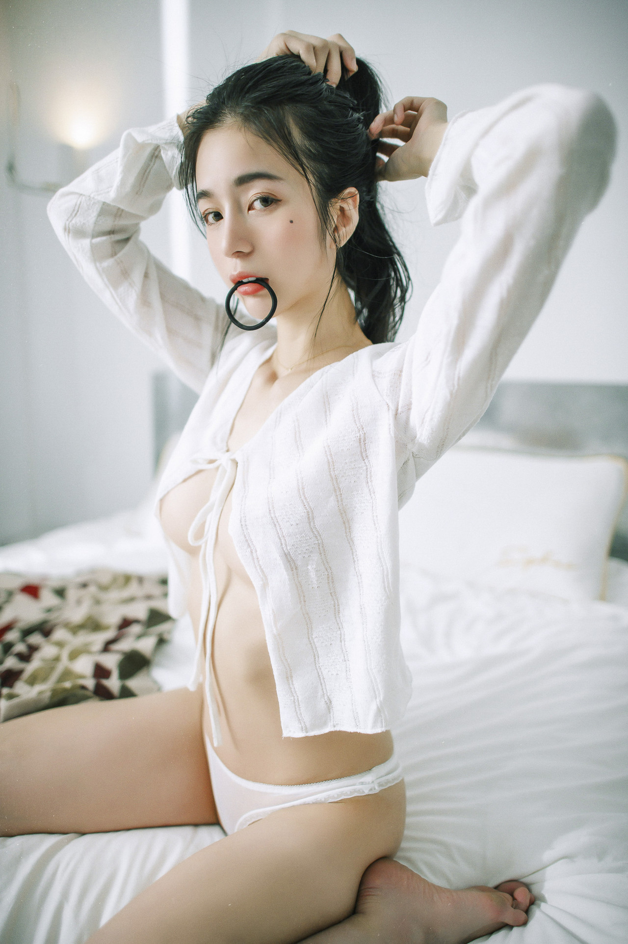 JVID精品 超仙辰辰 💕 仙女下凡玩遊戲輸了，成為任你使喚、讓你舒服的一日女友，隱藏版更多超性感畫面唷！ 71