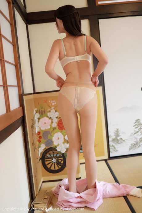 [Image: f5cd7734dc249b372edb5.jpg]