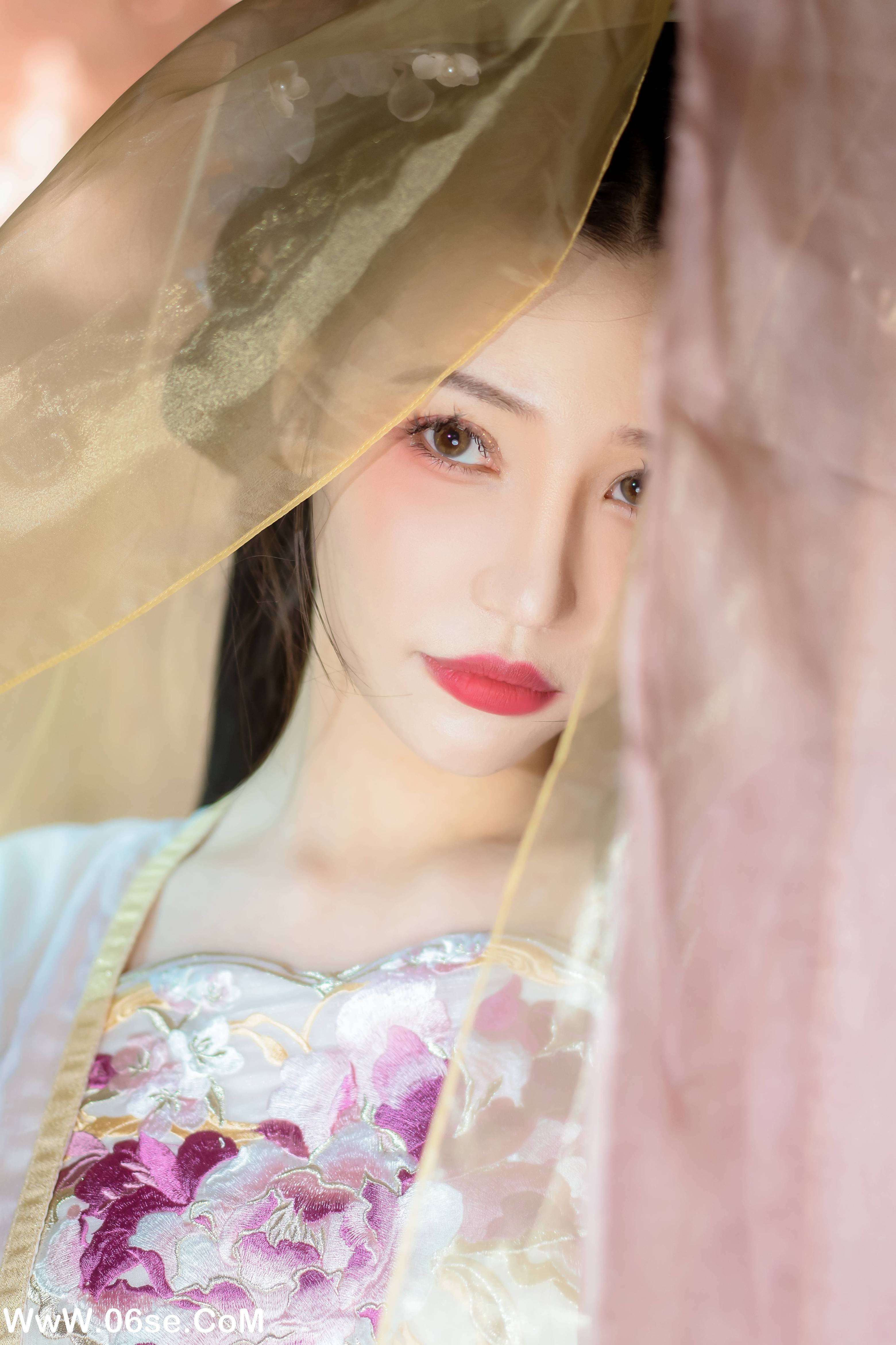 图片[21]-[YITUYU艺图语]2022.11.26 醉花酿 小田月嘉[26+1P／596MB]-六色网