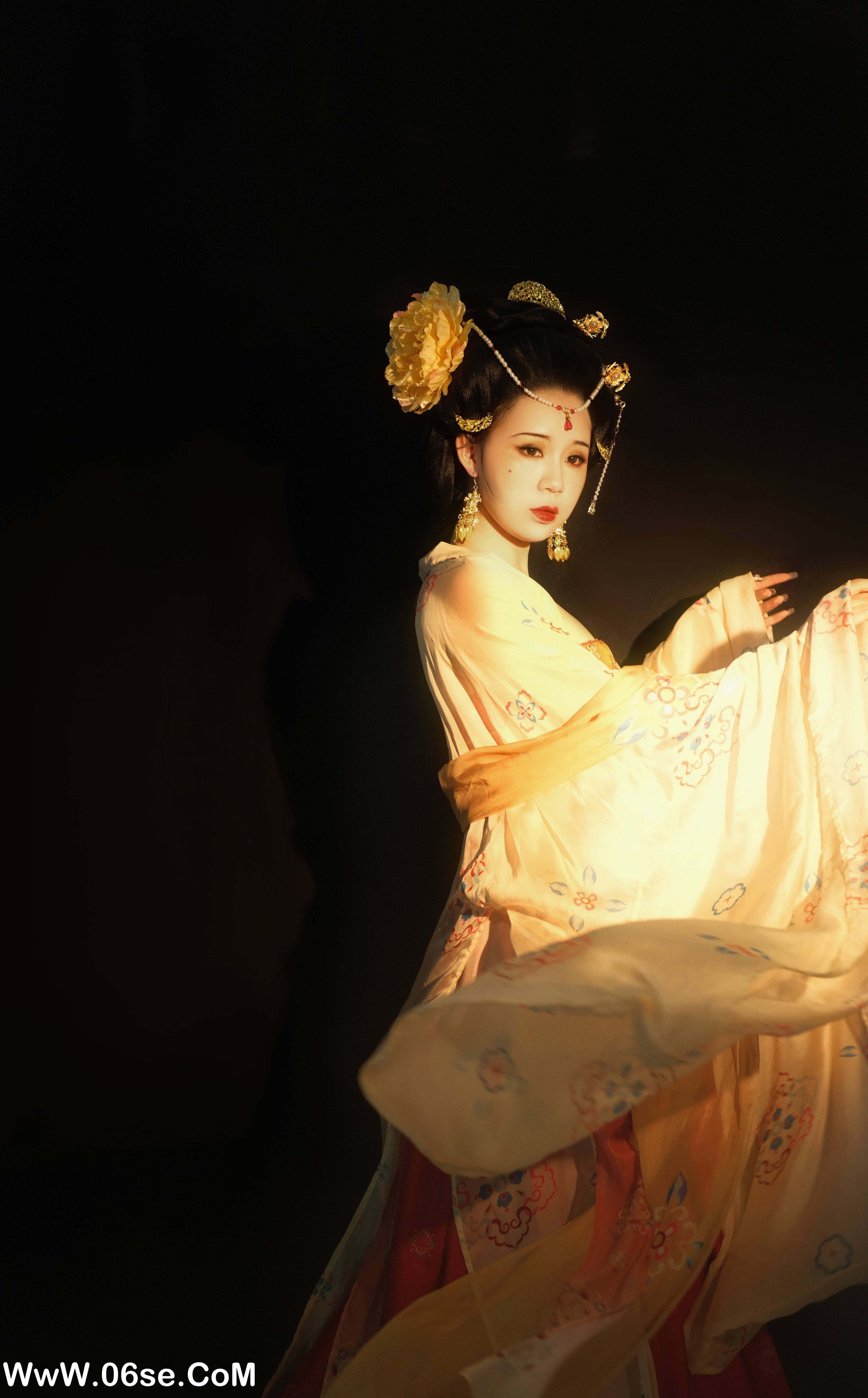 图片[17]-[YITUYU艺图语]2022.09.16 露华浓 一只高高[23+1P／466MB]-六色网