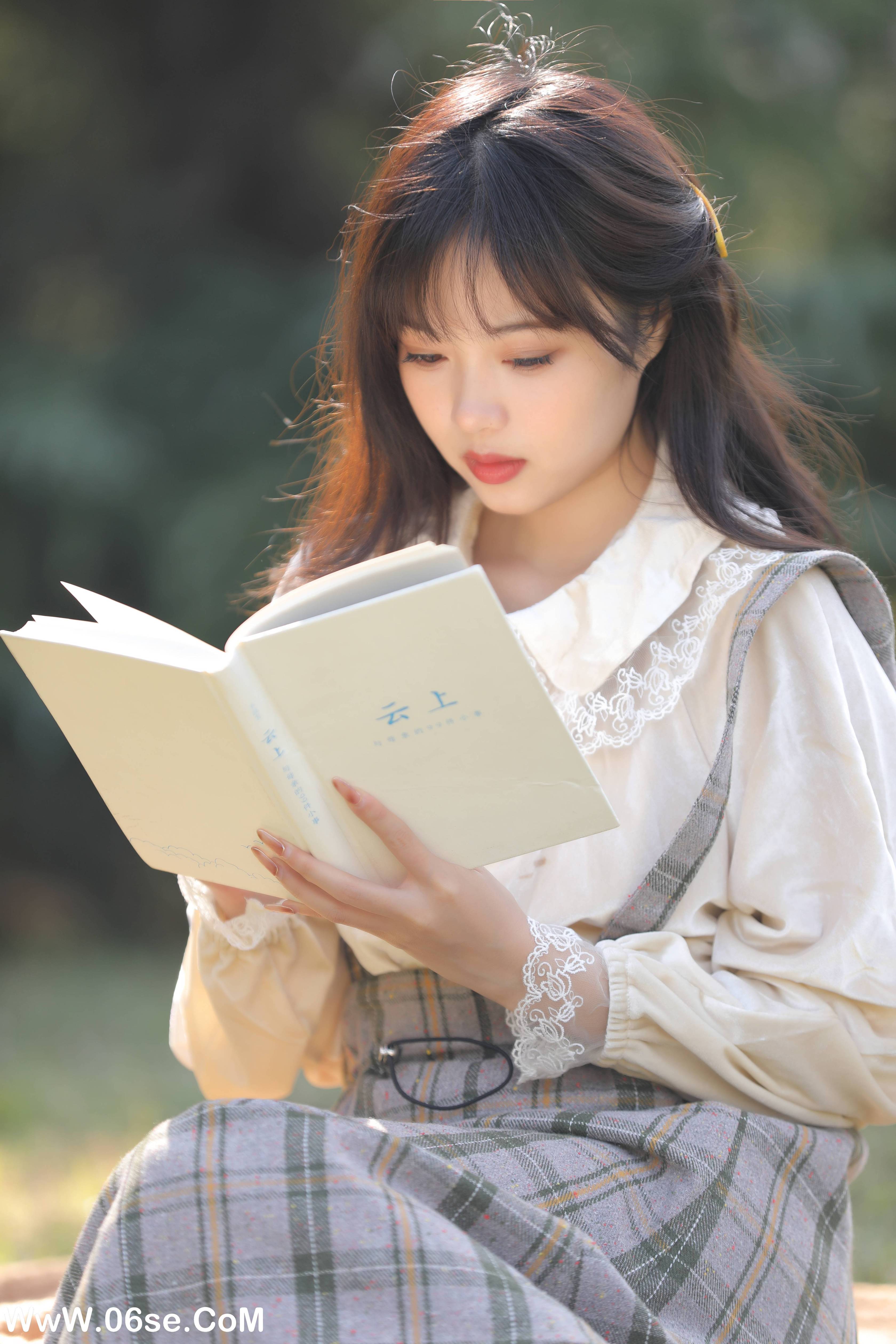 图片[31]-[YITUYU艺图语]2022.11.17 秋信 小薇人儿[34+1P／351MB]-六色网