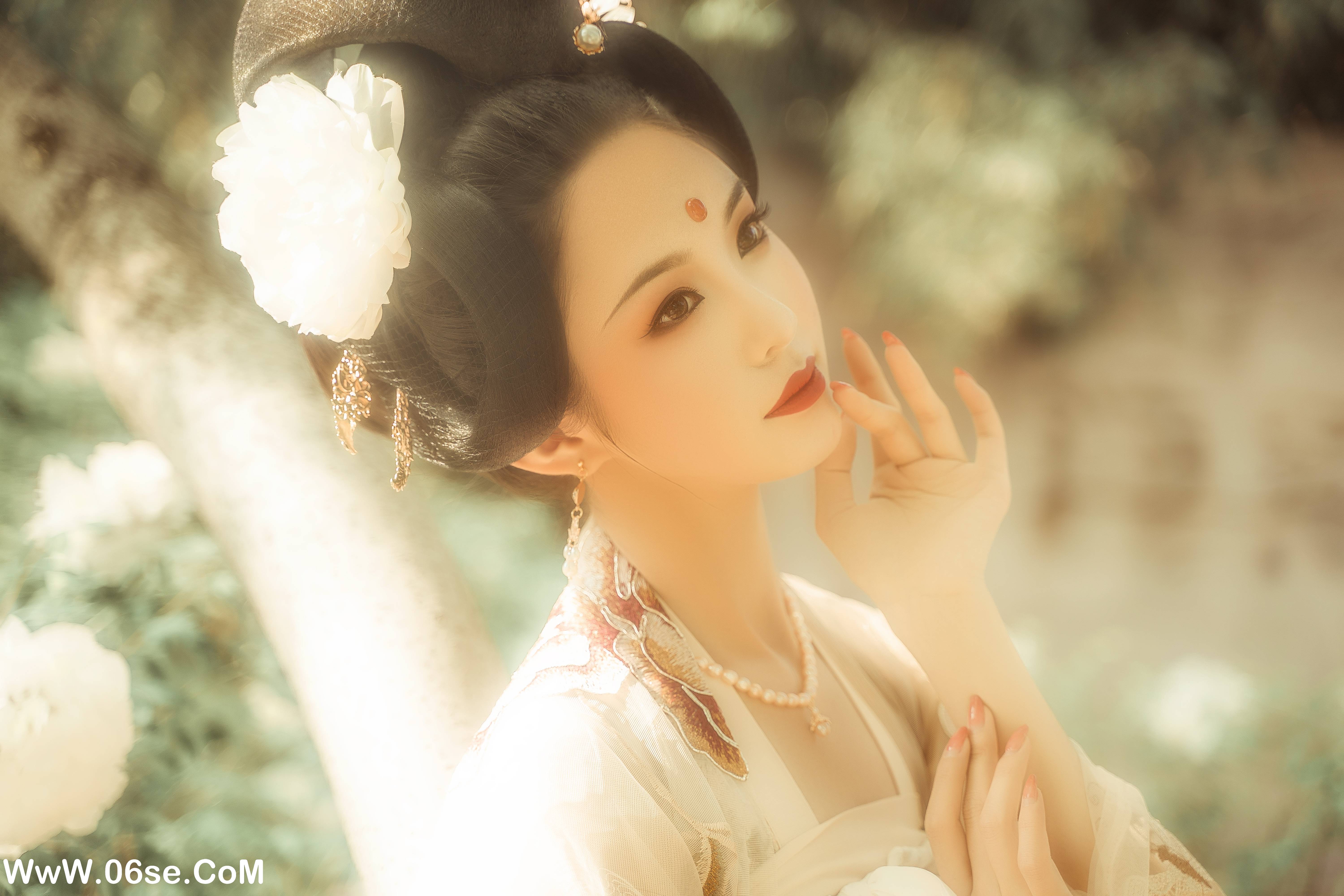 图片[7]-[YITUYU艺图语]2022.09.20 花想容 笔墨瞎伺候[34+1P／270MB]-六色网