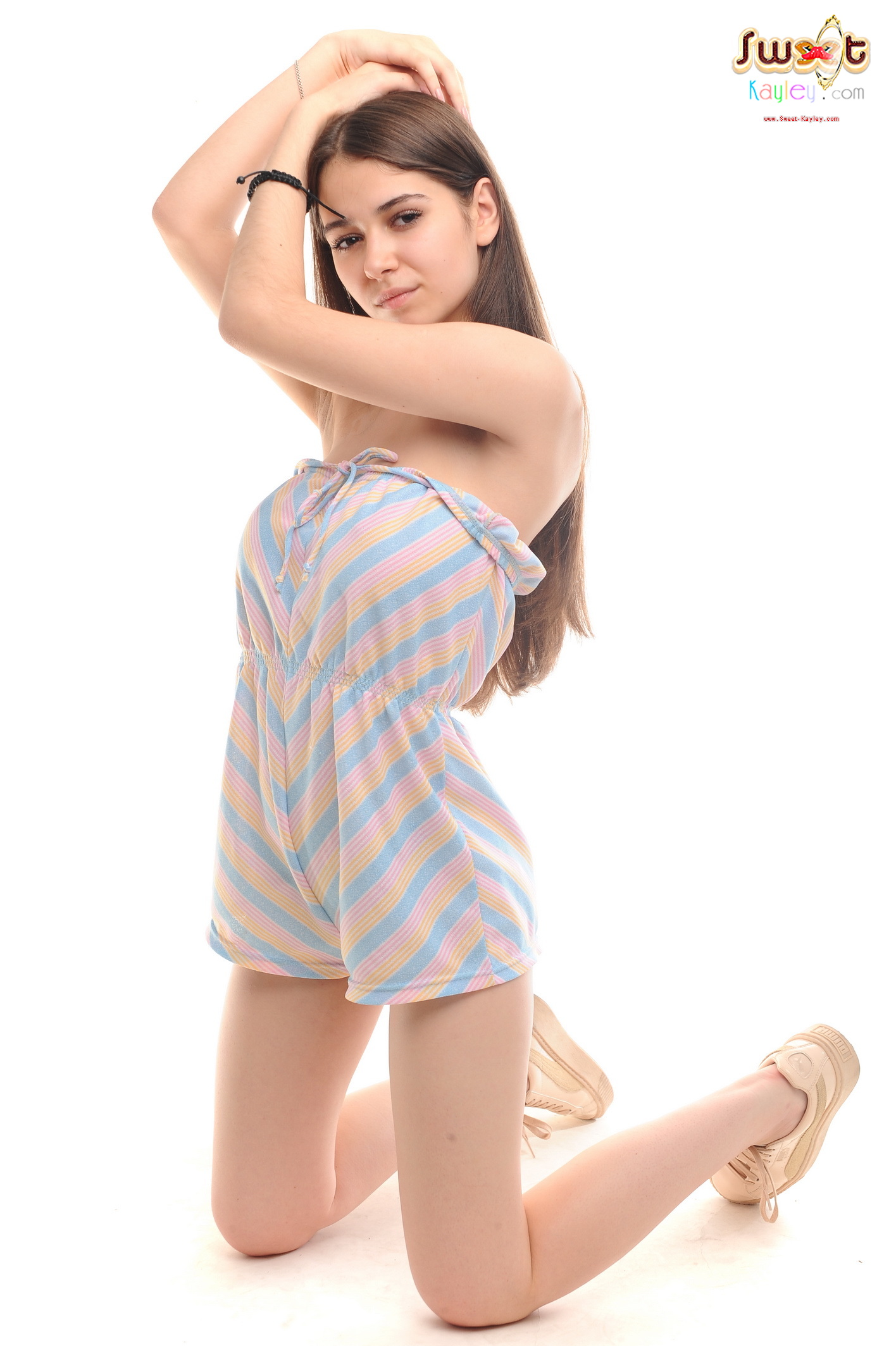 [Image: f653a4f466d49212c57f4.jpg]