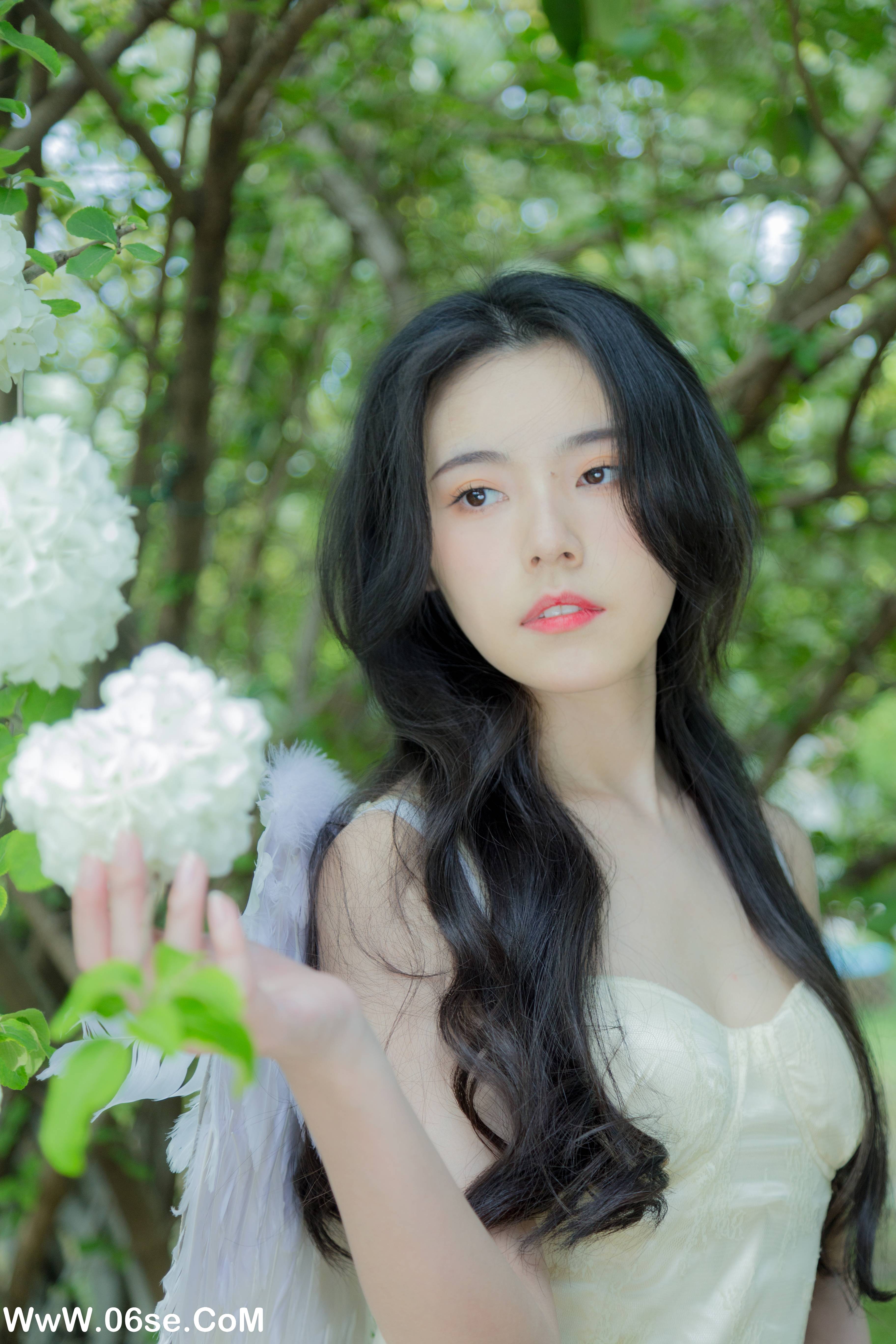 图片[34]-[YITUYU艺图语]2022.07.18 轻轻 静鏡婧[35+1P／332MB]-六色网