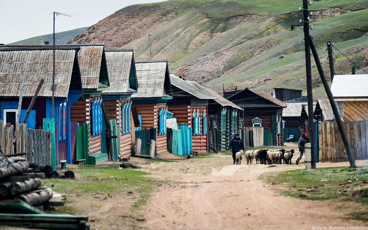 Дом в районах бурятии. Село Десятниково Тарбагатайского района. Село Десятниково Бурятия. Старообрядцы Десятниково. Десятниково Бурятия староверы.