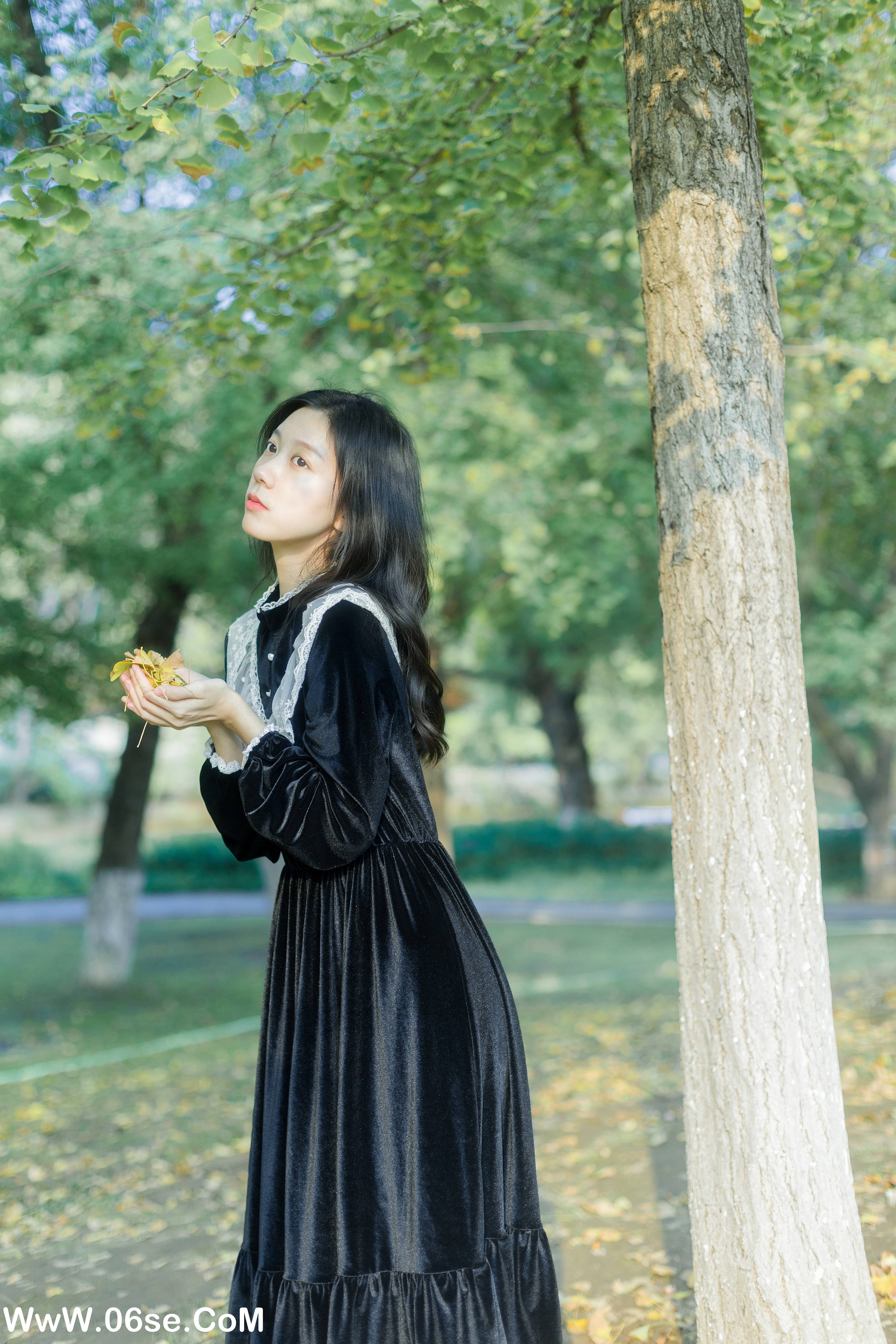 图片[14]-[YITUYU艺图语]2022.11.24 将在初秋寄出 饲猫少女-[38+1P／394MB]-六色网