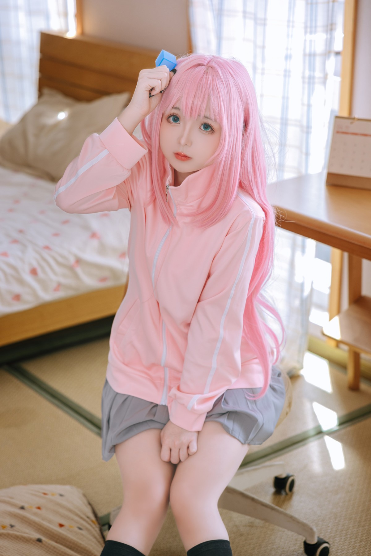 Cosplay 日奈娇 小孤独 13