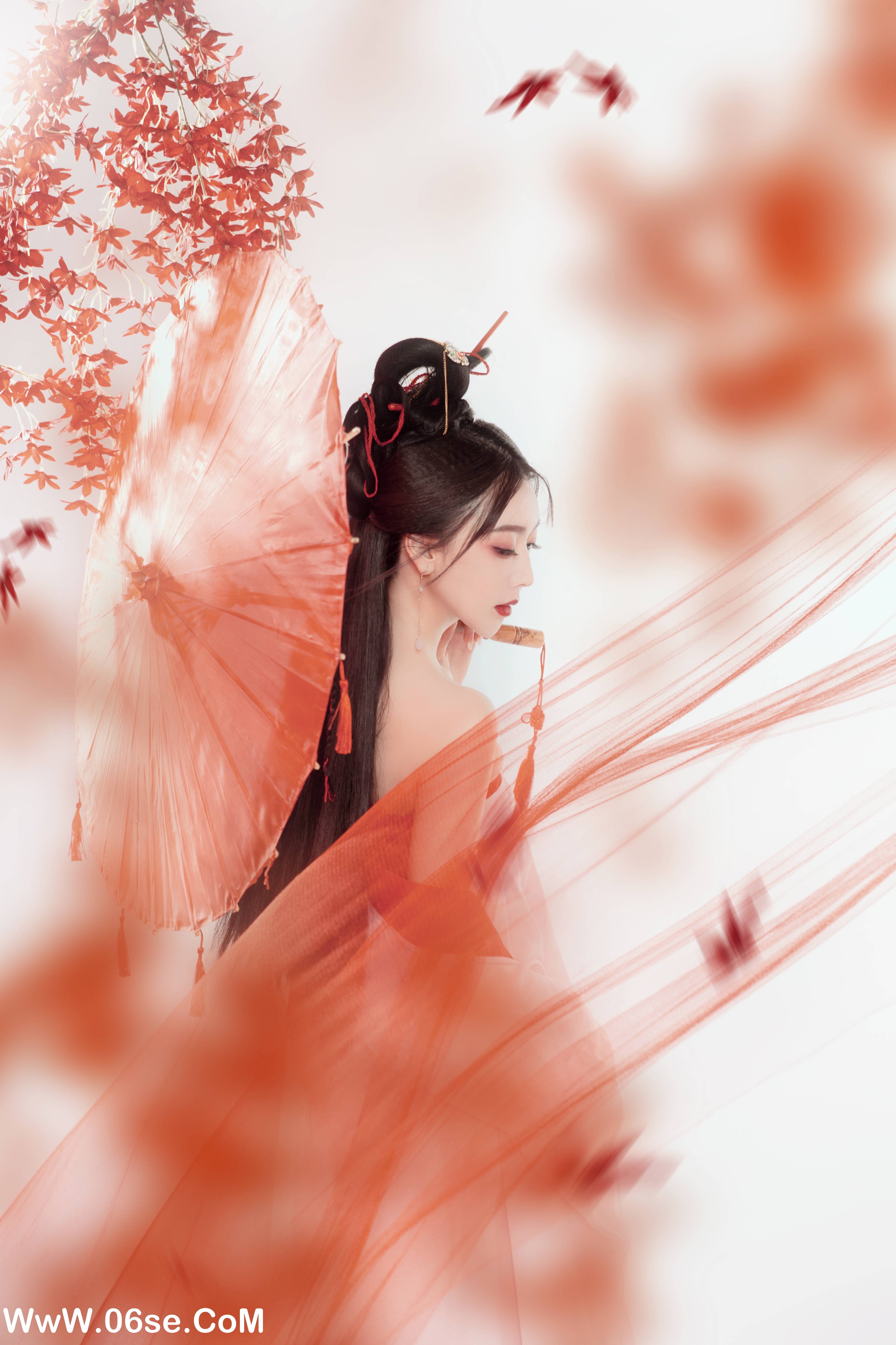 图片[6]-[YITUYU艺图语]2022.12.21 枫叶飘红 雪宝[21+1P／168MB]-六色网