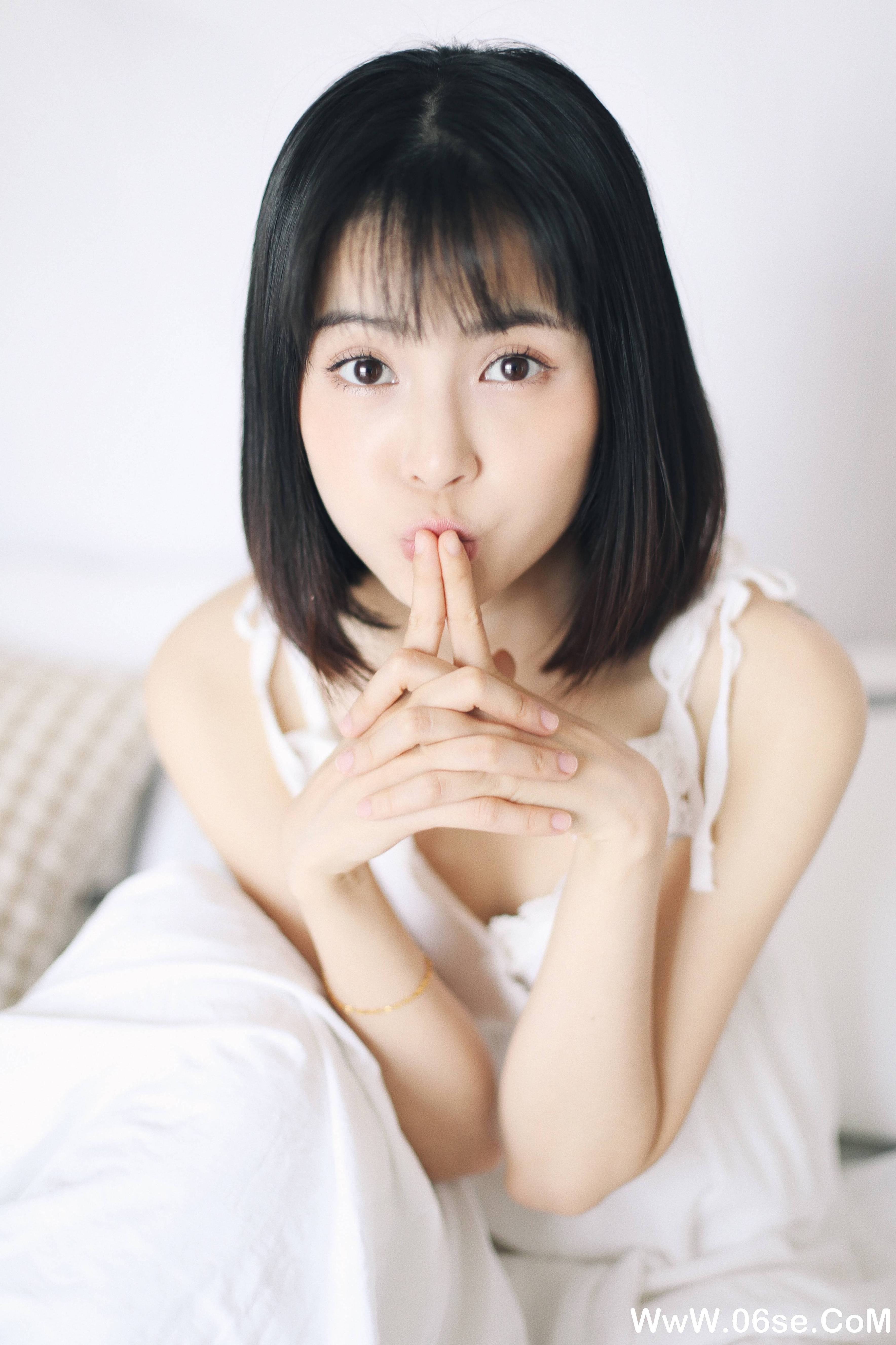 图片[34]-[YITUYU艺图语]2021.04.26 清风白信 裸心心[35+1P／296MB]-六色网