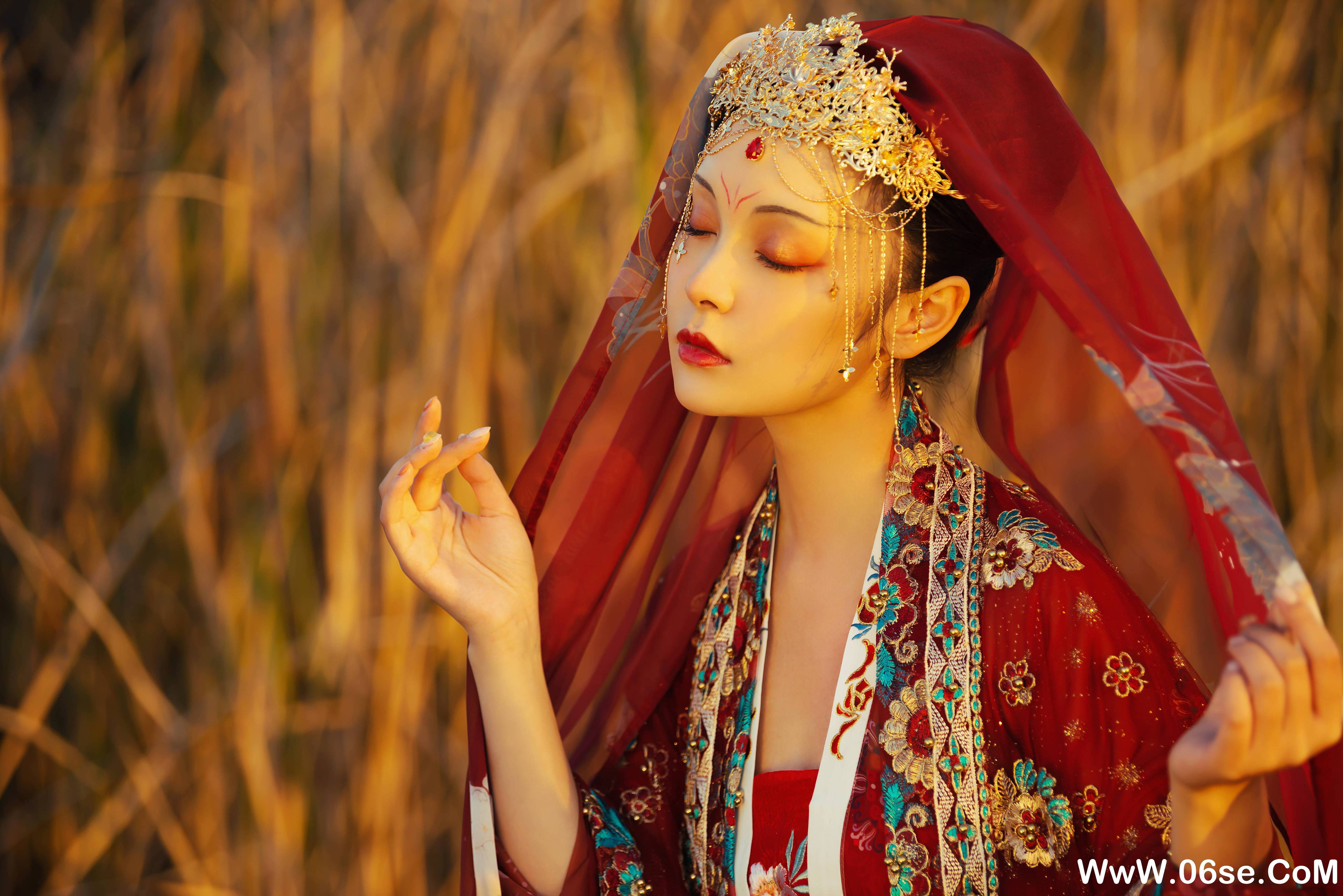 图片[23]-[YITUYU艺图语]2021.07.19 芦苇晚风鸣 Sunnyufei元気姬[23+1P／318MB]-六色网