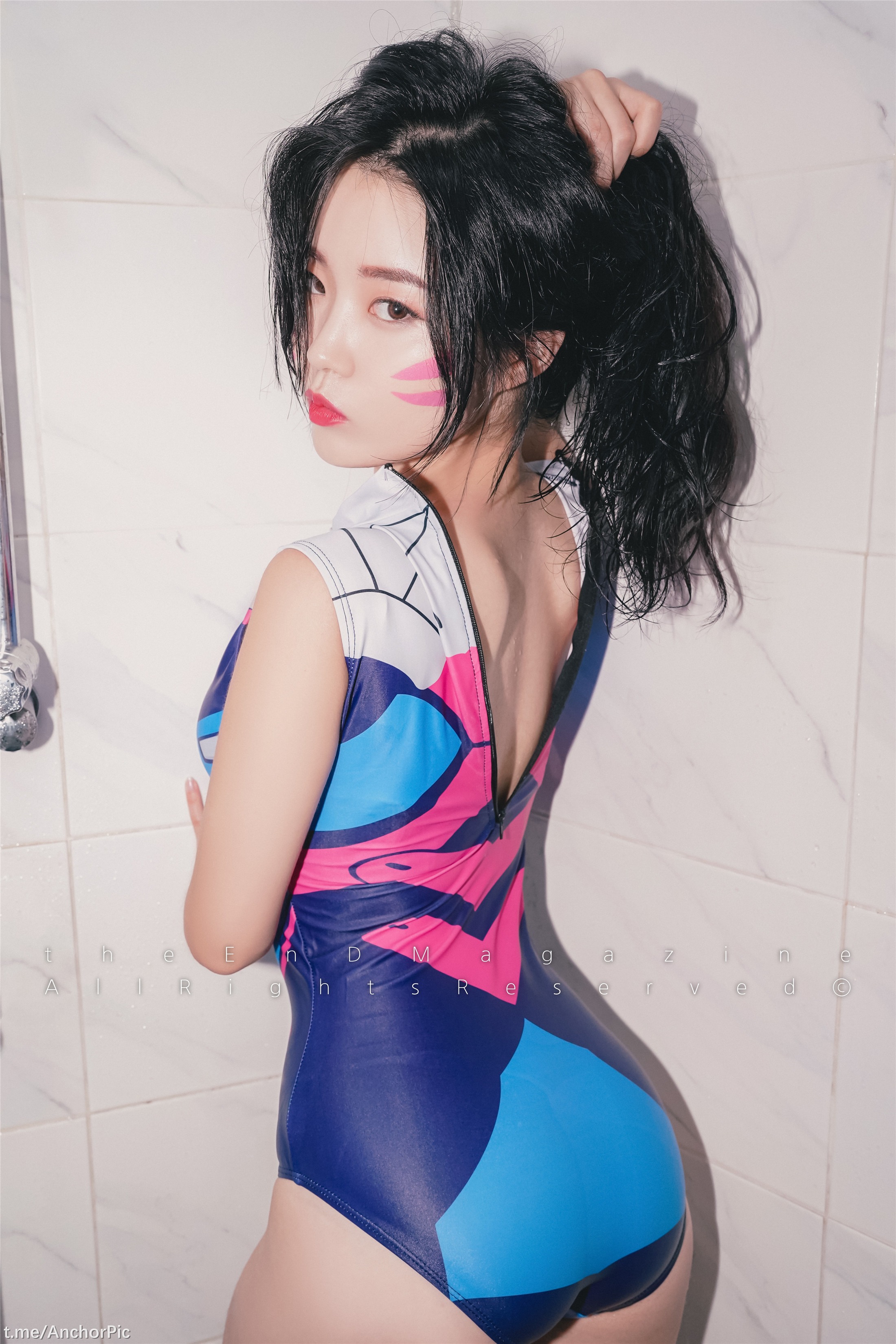 The End Magazine 作品 205P 205