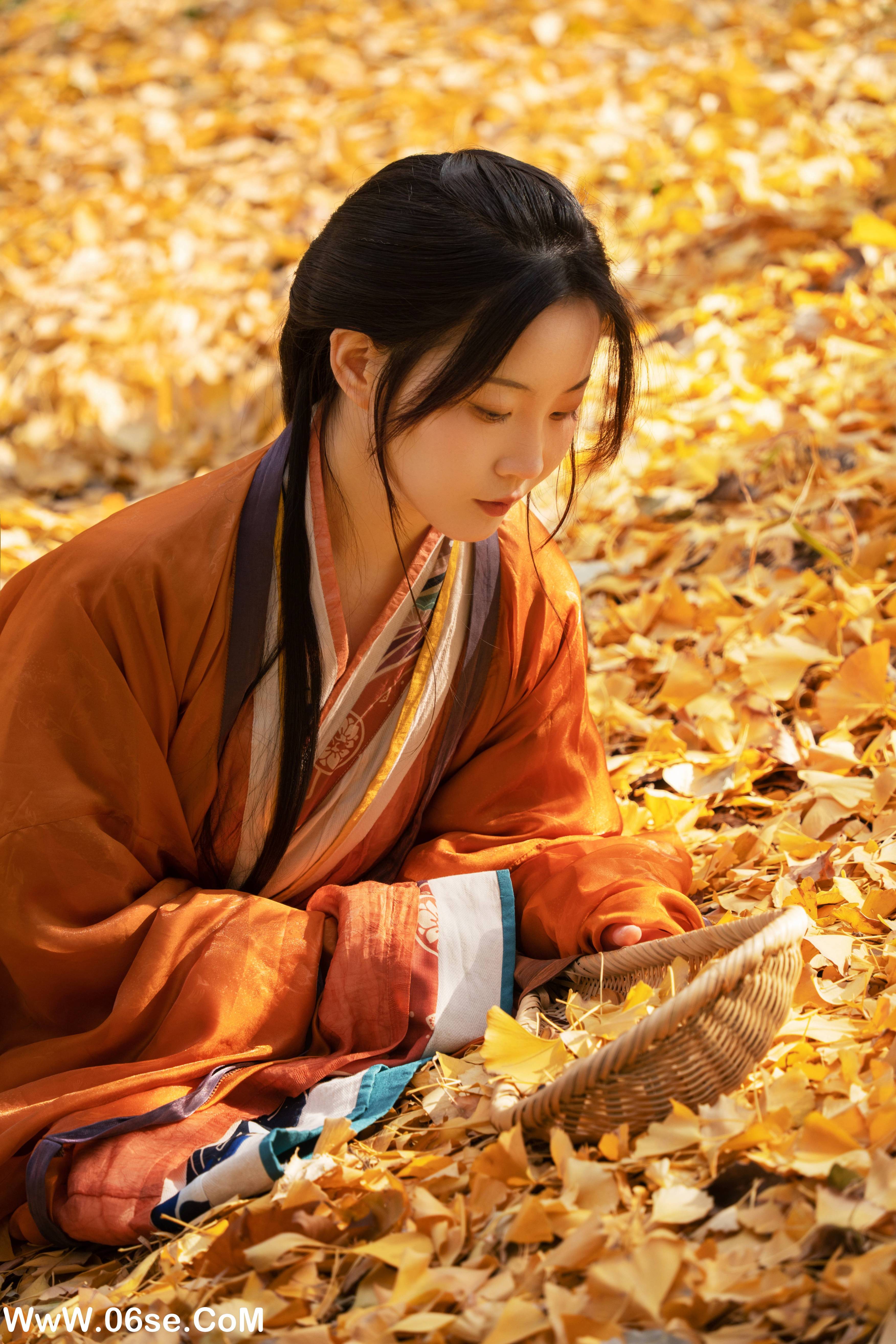 图片[9]-[YITUYU艺图语]2022.12.17 金秋 人间小白龙[24+1P／373MB]-六色网