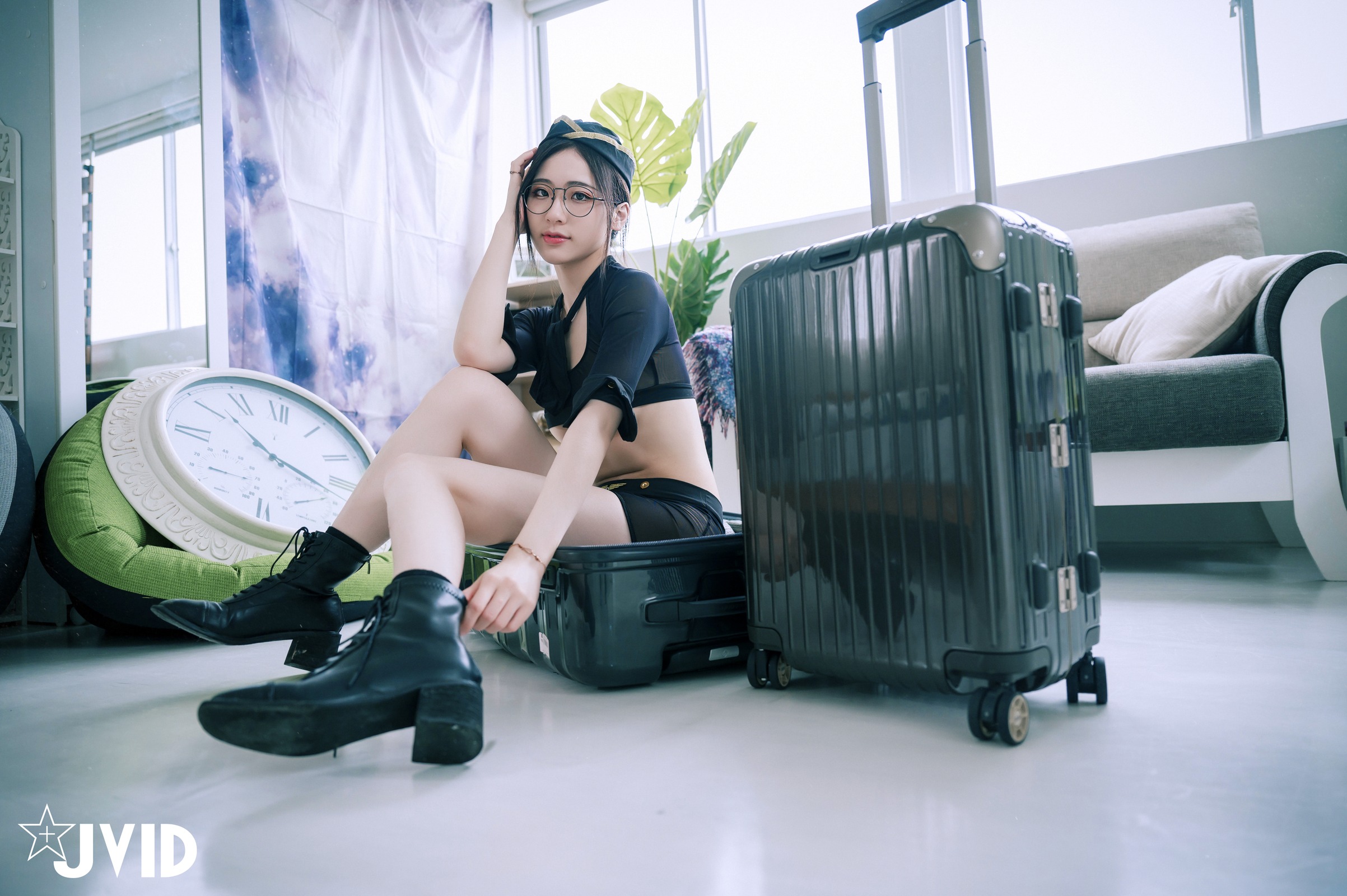 JVID 阿黎 - 暗黑空姐 74