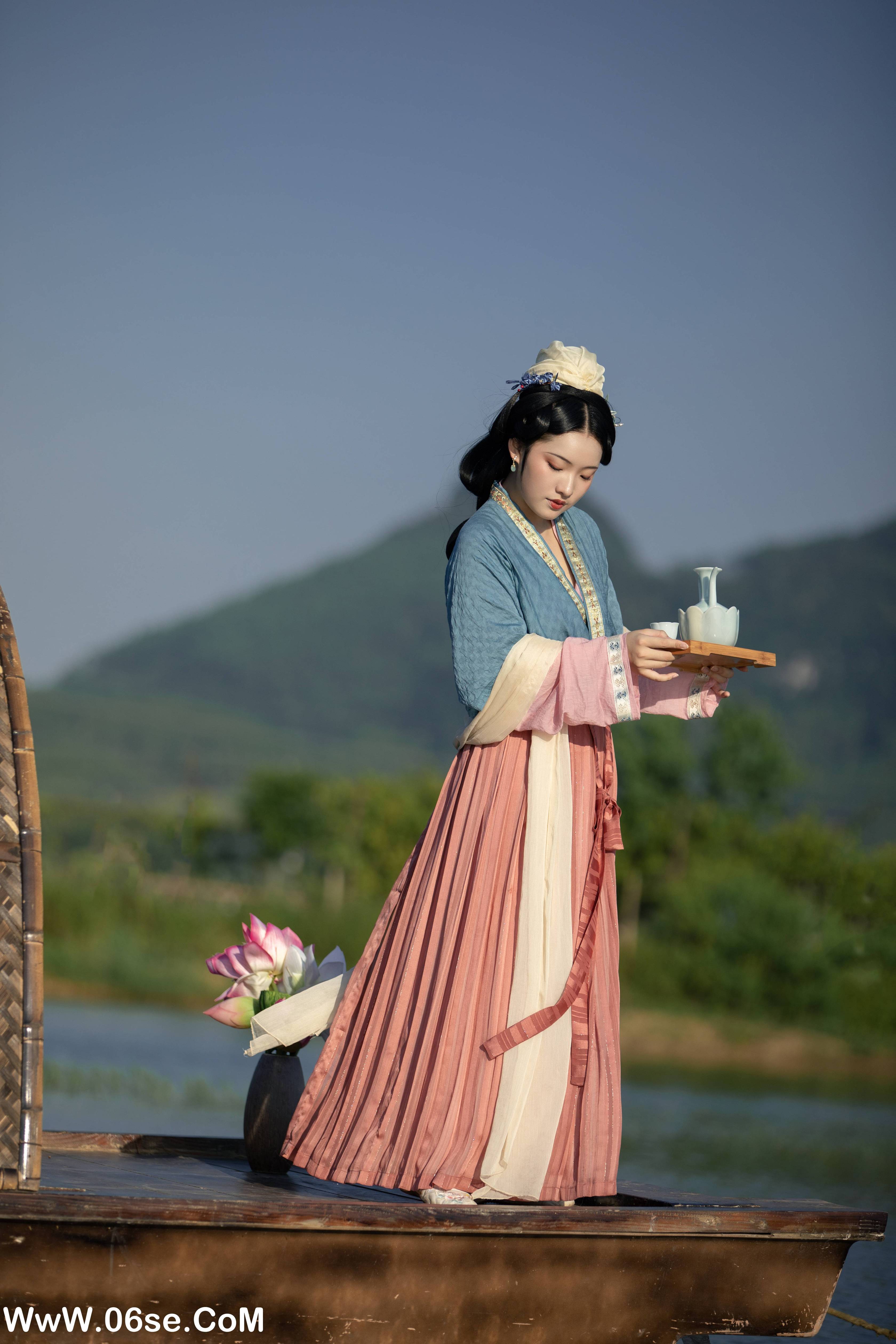 图片[21]-[YITUYU艺图语]2022.11.09 游湖 保卫萝卜的阿叽[35+1P／520MB]-六色网