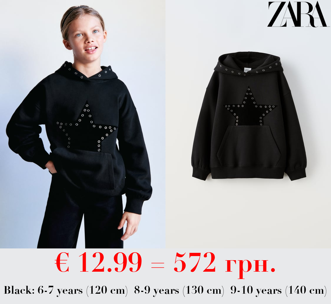 STAR APPLIQUÉ HOODIE