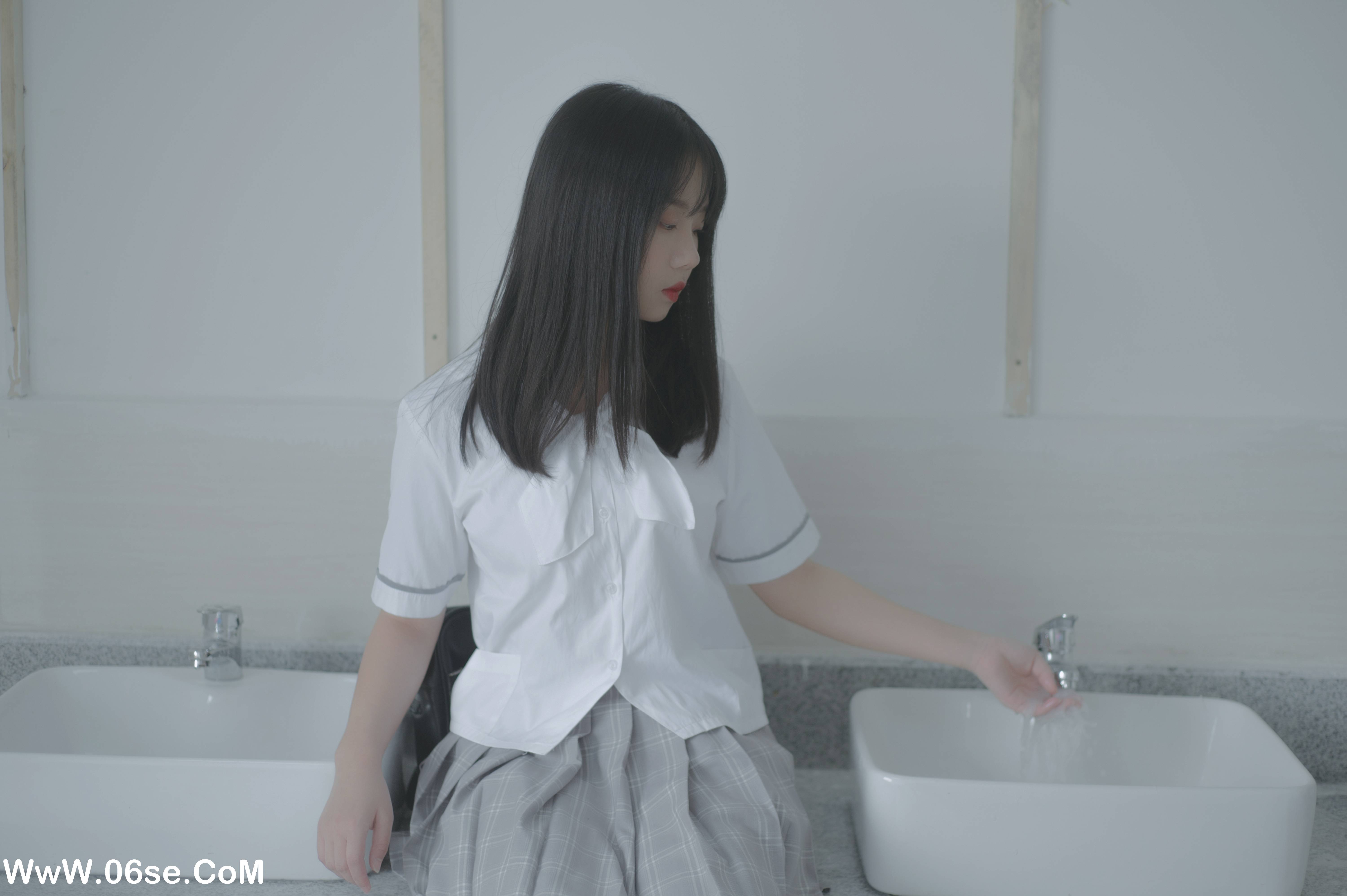 图片[13]-[YITUYU艺图语]2022.05.29 迷雾校园 紫卿[20P-109.94MB]-六色网