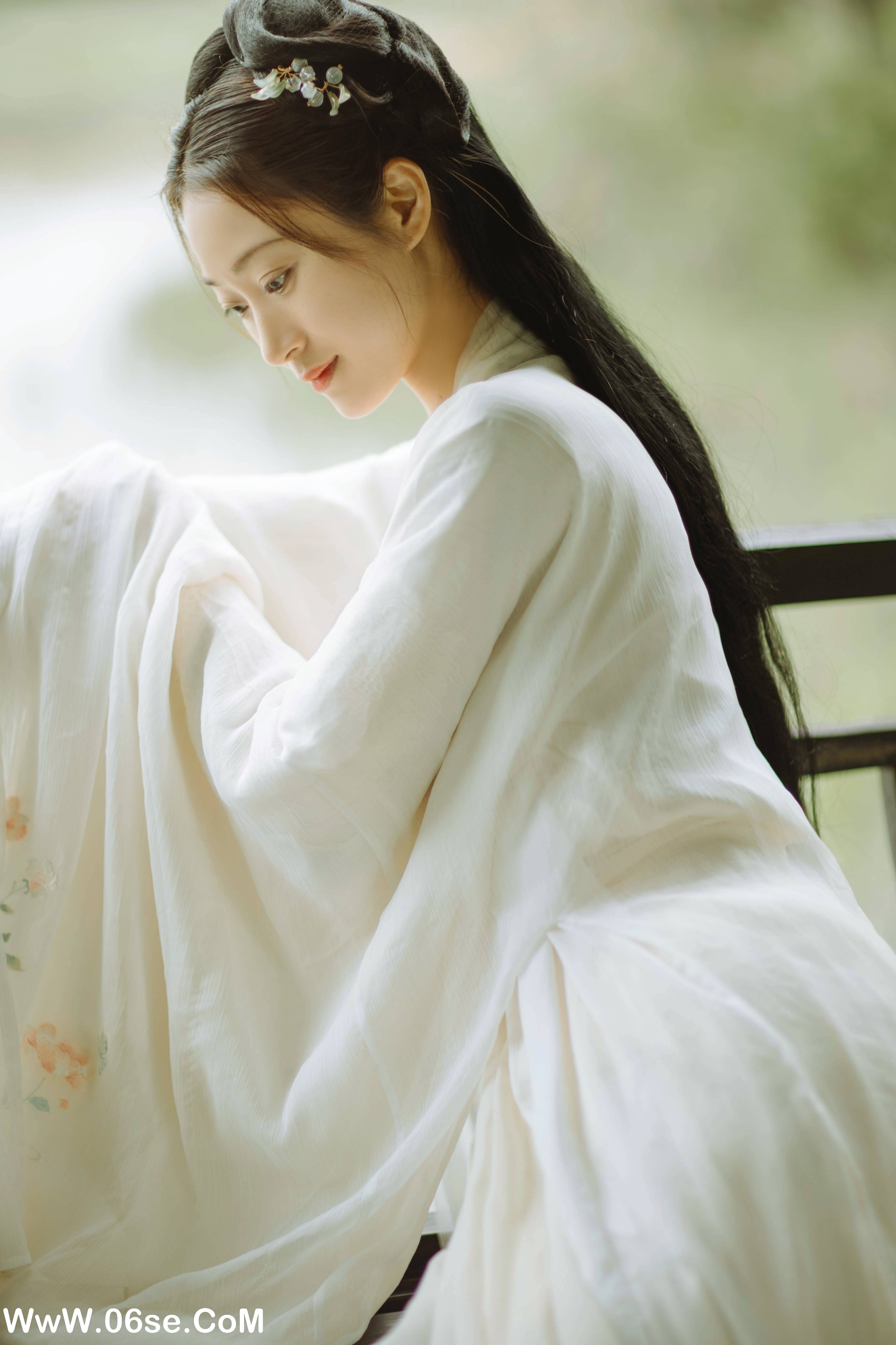 图片[3]-[YITUYU艺图语]2022.06.07 宛若清风 彩云[23P-94.79MB]-六色网