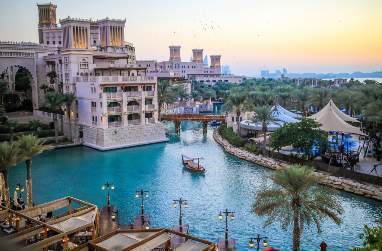 Dubai Madinat Jumeirah елка