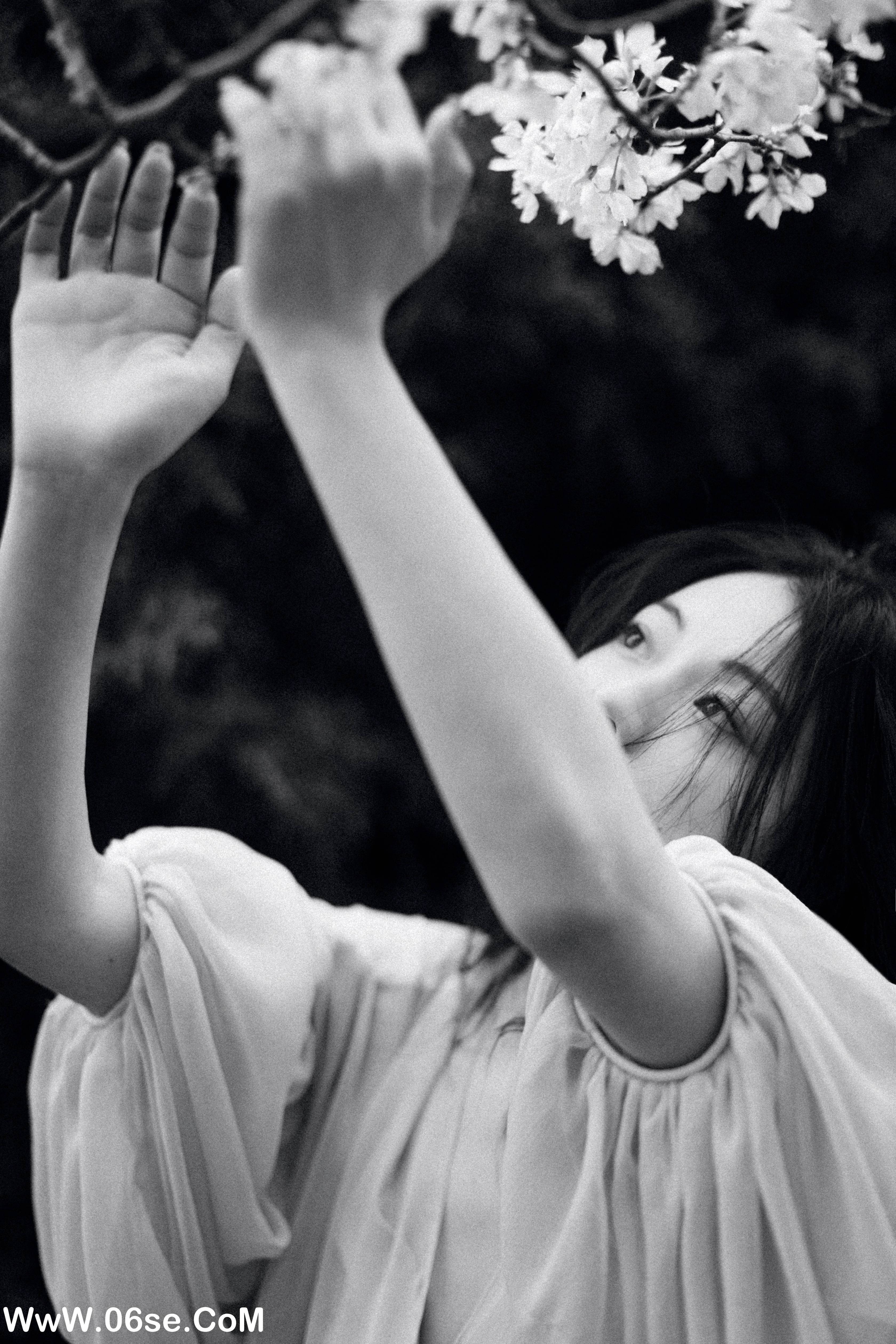 图片[17]-[YITUYU艺图语]2022.05.27 落樱缤纷 九月[28P-493.35MB]-六色网