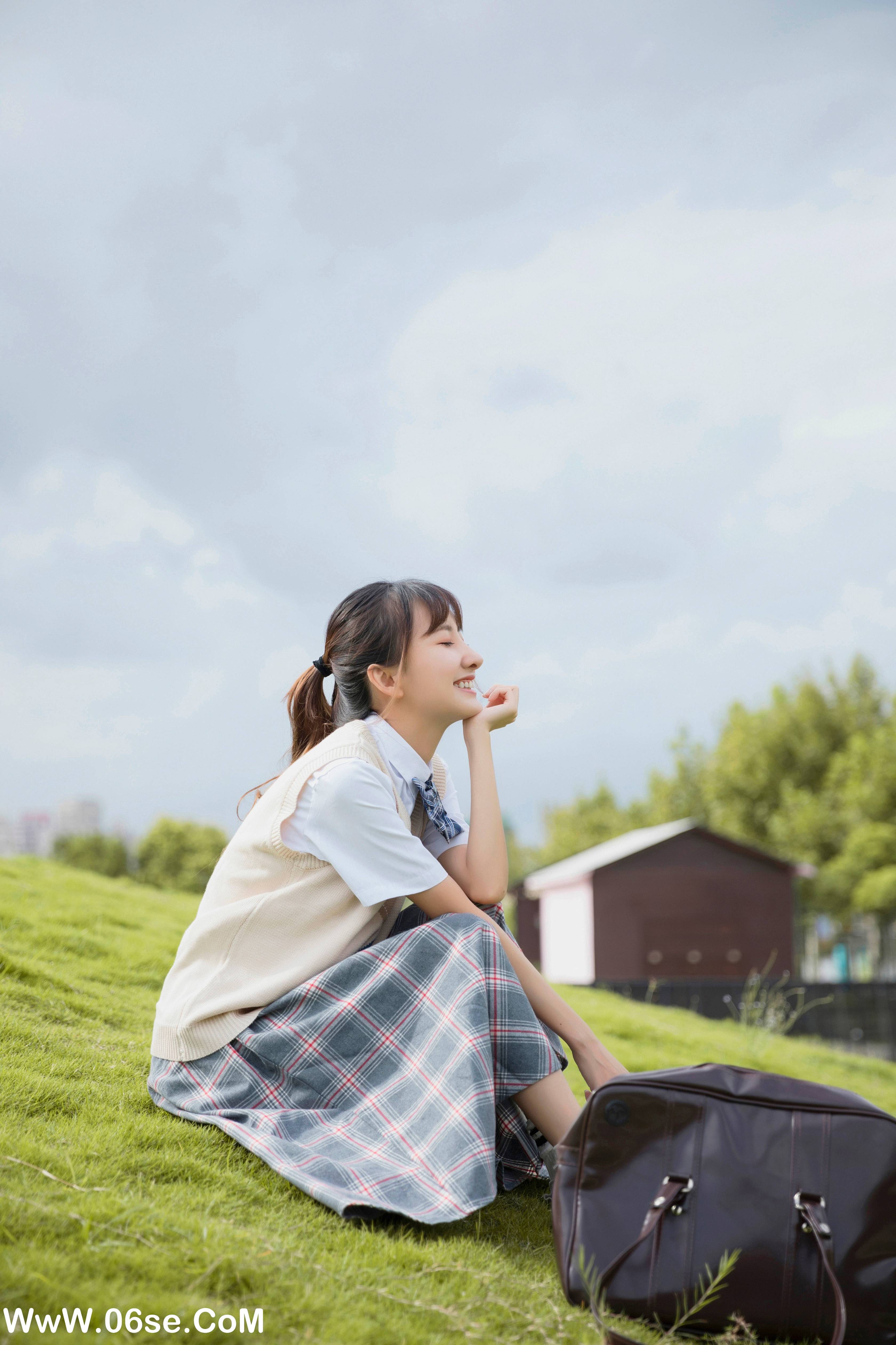 图片[24]-[YITUYU艺图语]2022.06.17 属于JK的夏天 Ria李礼礼[31P-492.92MB]-六色网