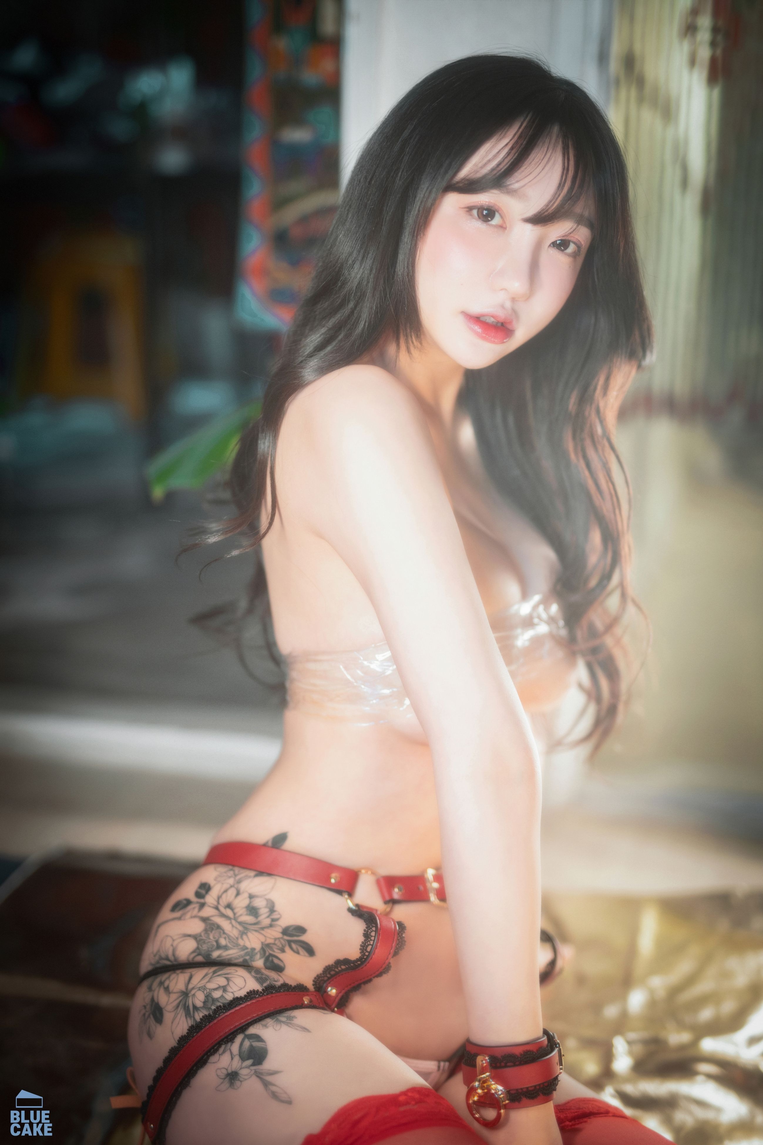 Son Ye-Eun (손예은) - REDHOOD SM 147