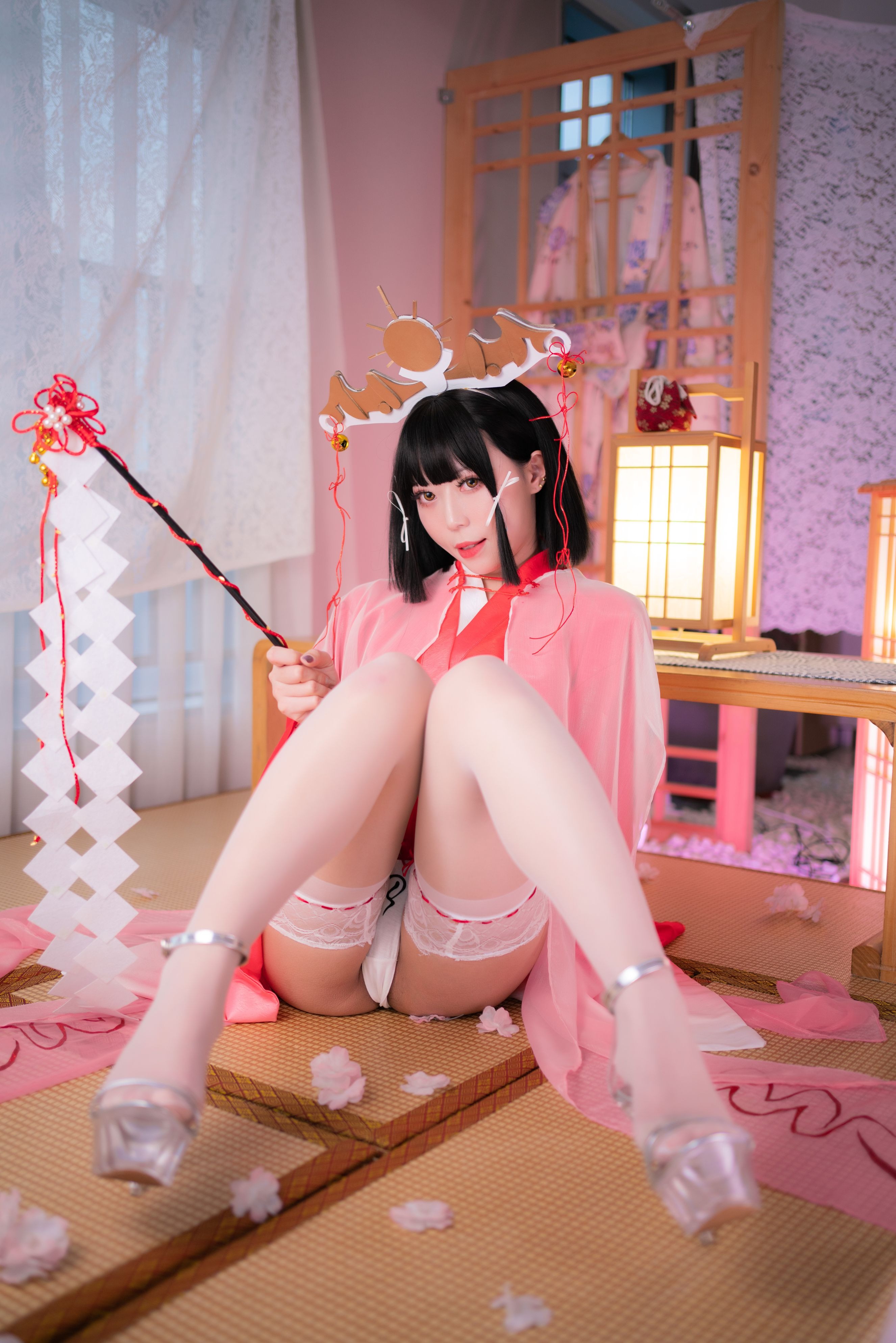 Money冷冷 - 辉夜姬巫女 [127P1V-2.21GB] 64