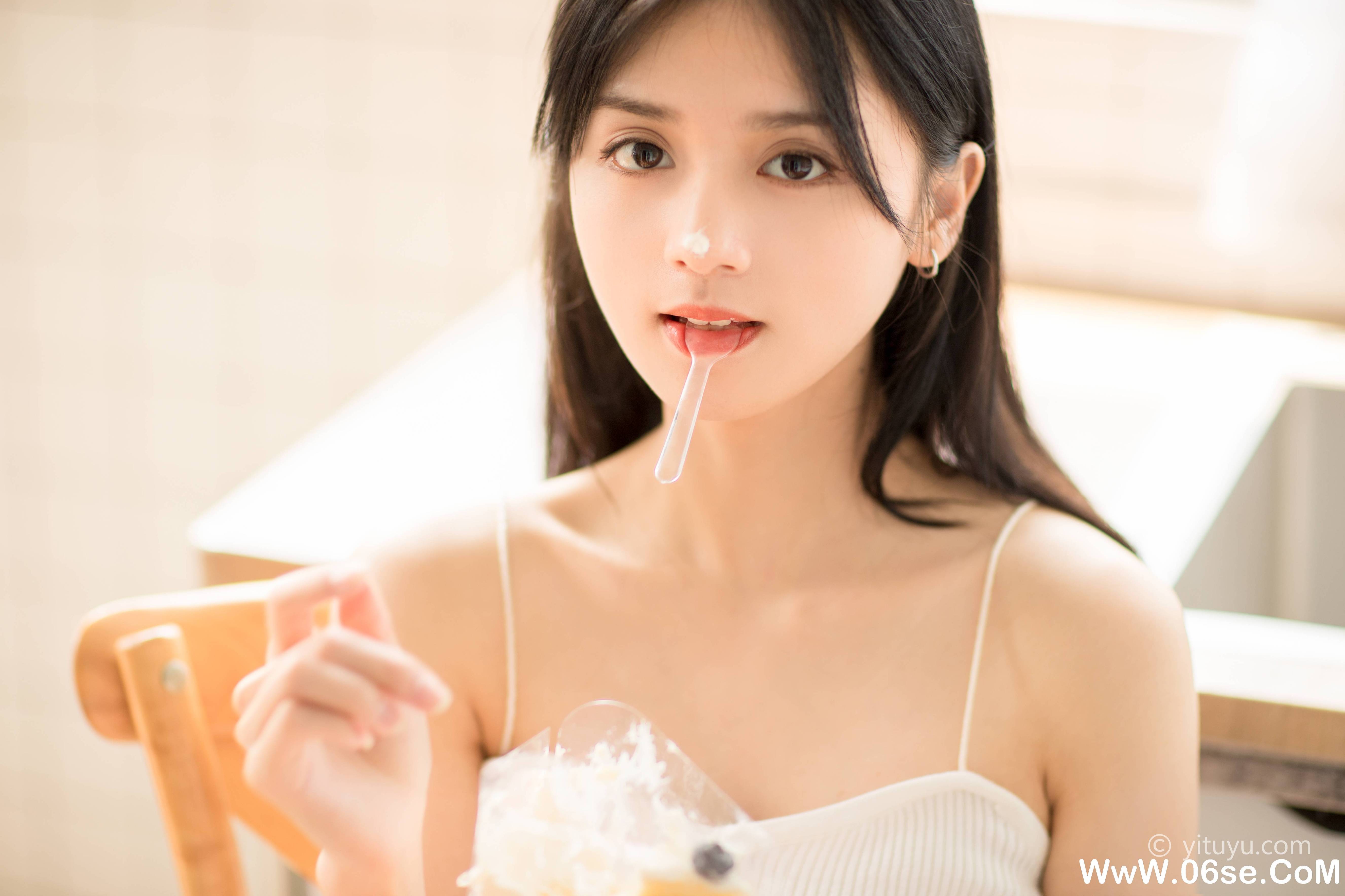 图片[22]-[YITUYU艺图语]2021.05.31 爱与光 雨文[25P／315MB]-六色网