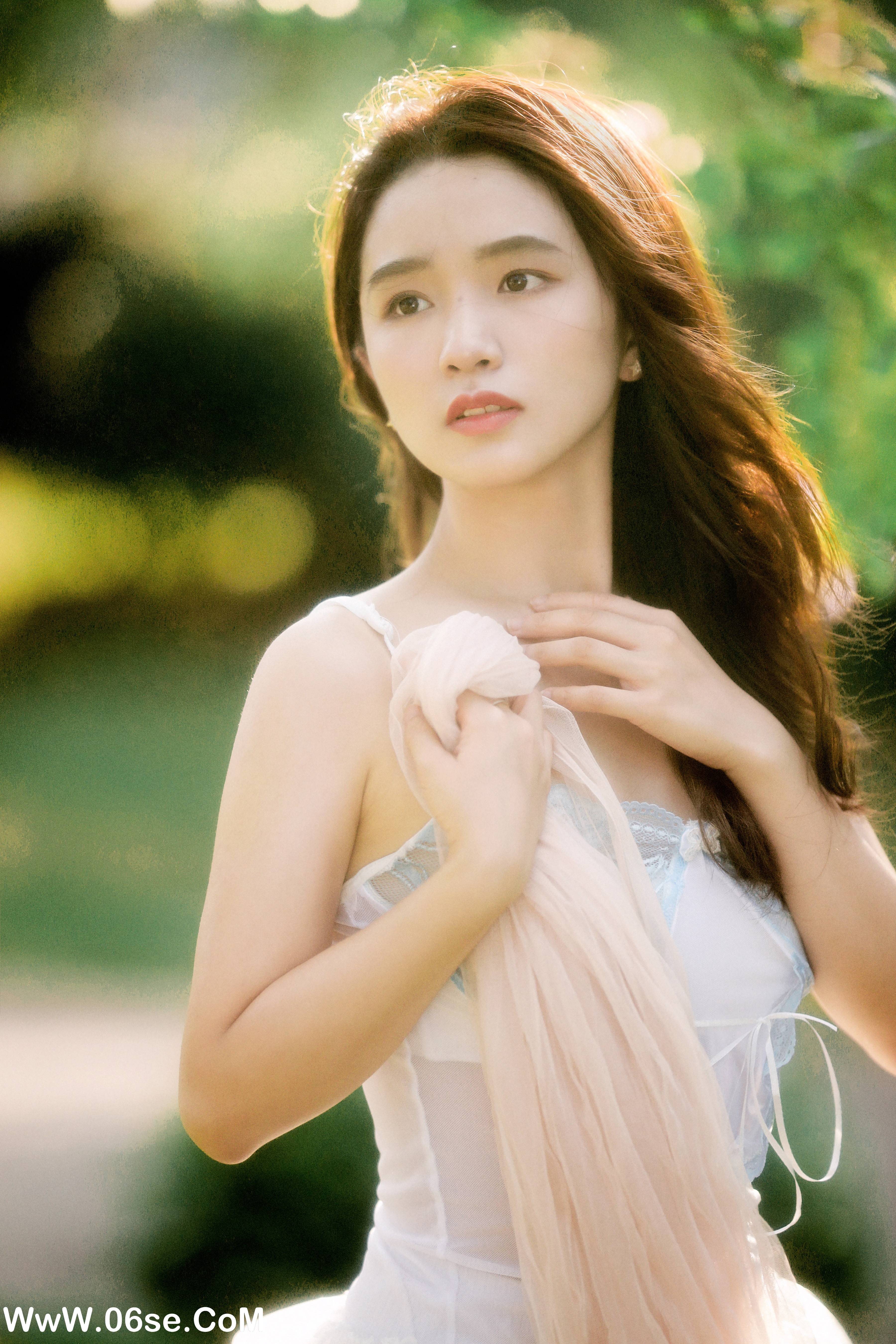 图片[9]-[YITUYU艺图语]2022.05.22 月光女孩 落落[20P-103.37 MB]-六色网