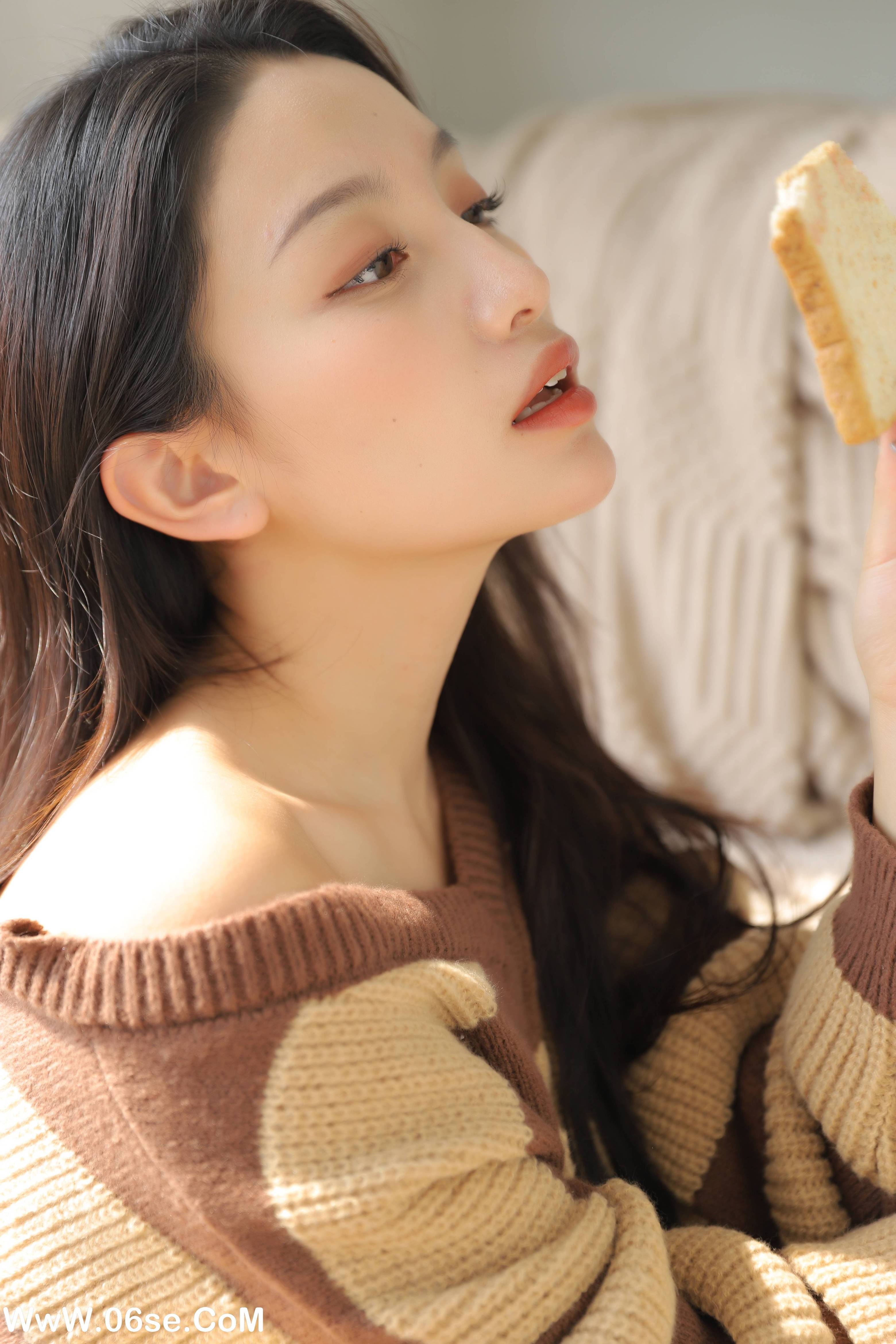 图片[37]-[YITUYU艺图语]2022.11.23 一杯热可可 柠萌婧啊[38+1P／335MB]-六色网