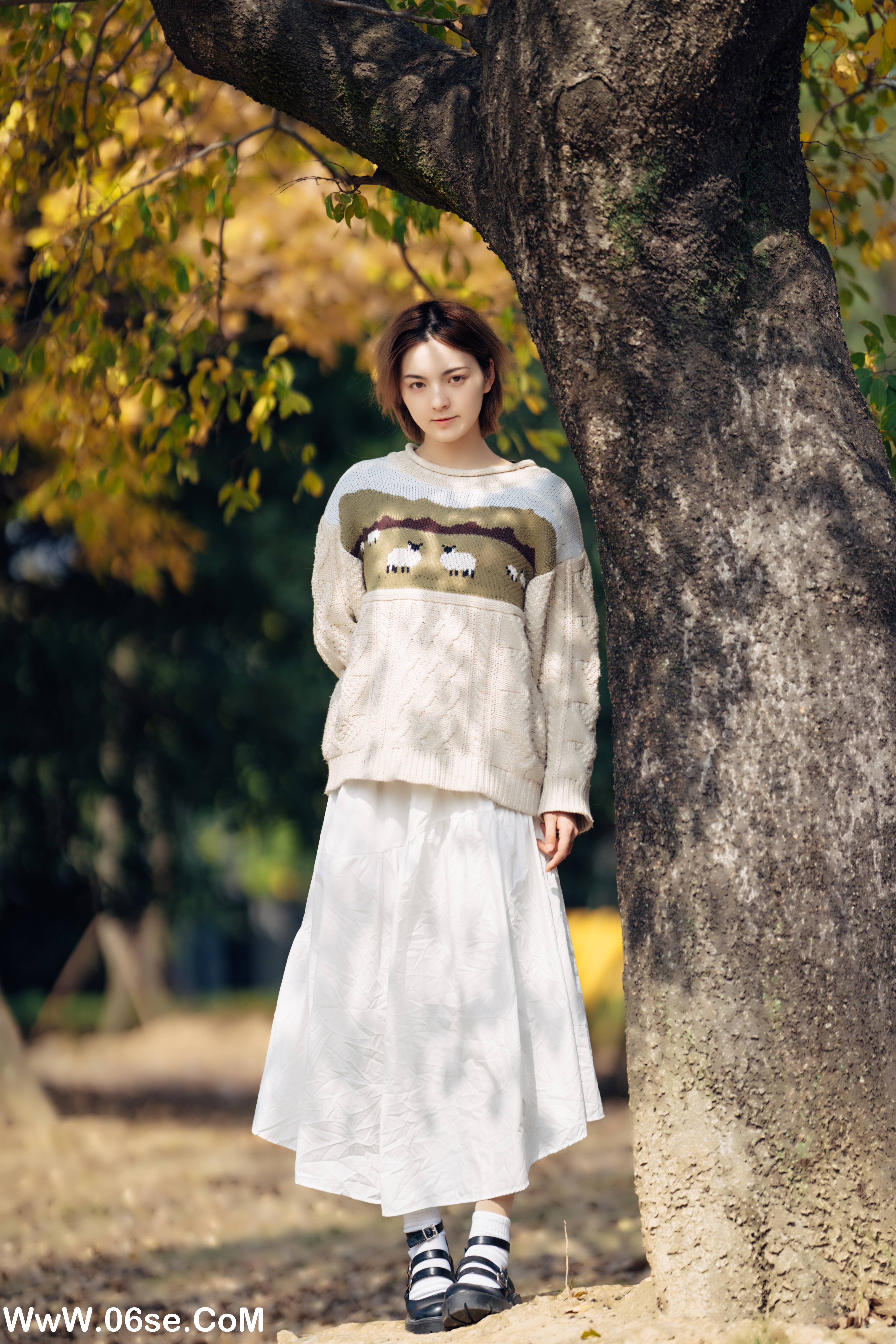 图片[17]-[YITUYU艺图语]2022.01.25 暖冬银杏，18岁的素颜女孩 dudu[34+1P／200MB]-六色网