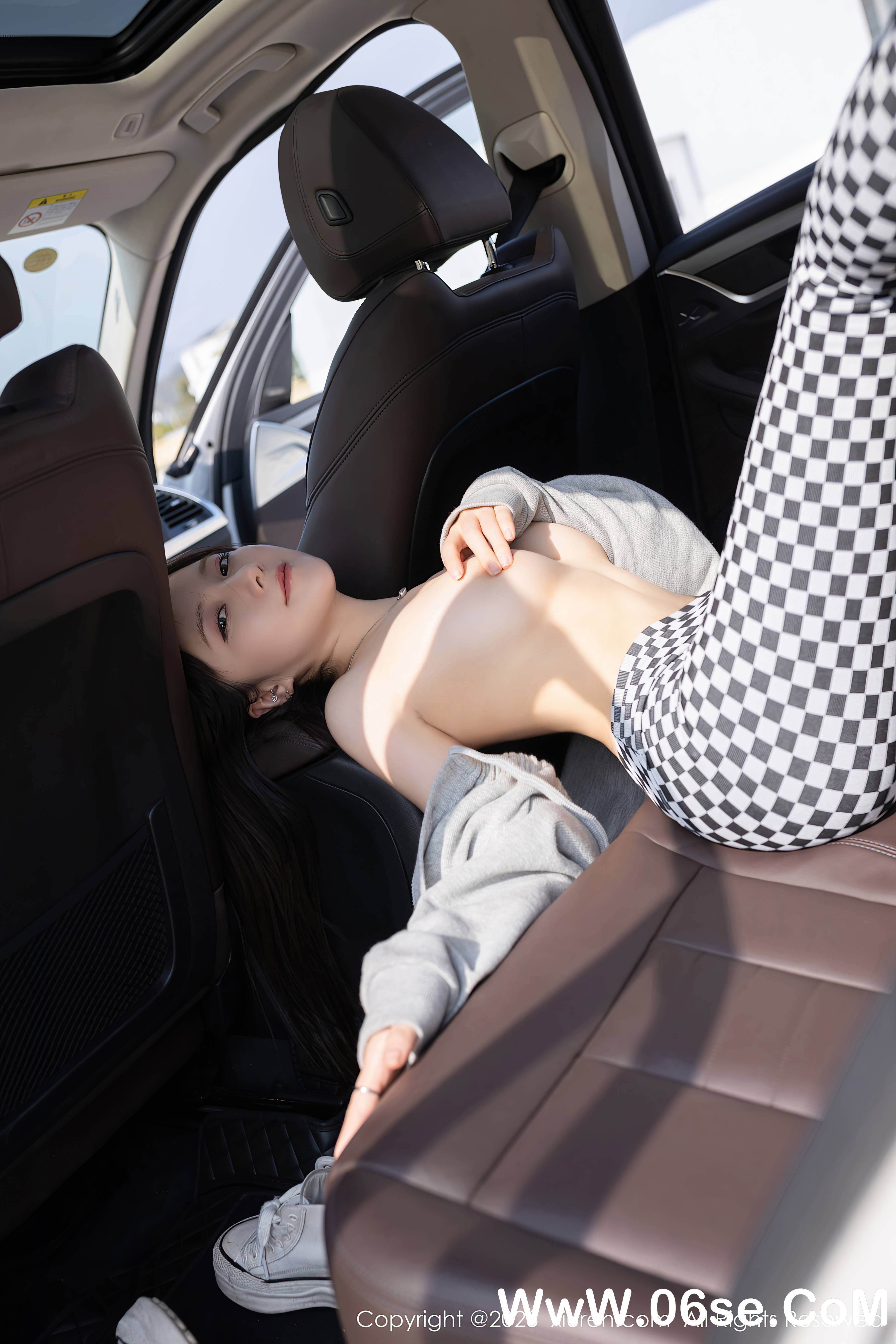 图片[81]-[XiuRen秀人网] 2023.04.07 NO.6541 鱼子酱Fish-六色网