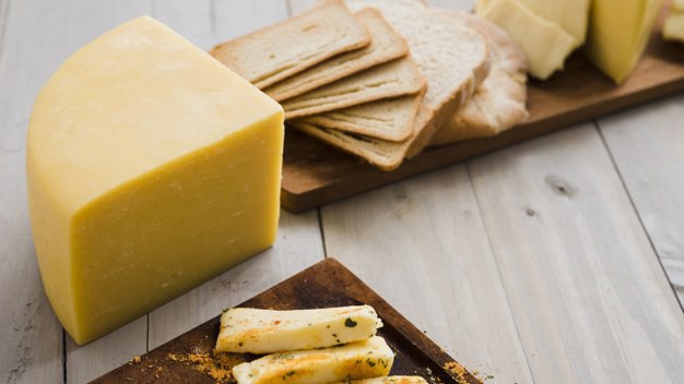 Объём продаж сыров в России за пять лет сократился почти на 3%