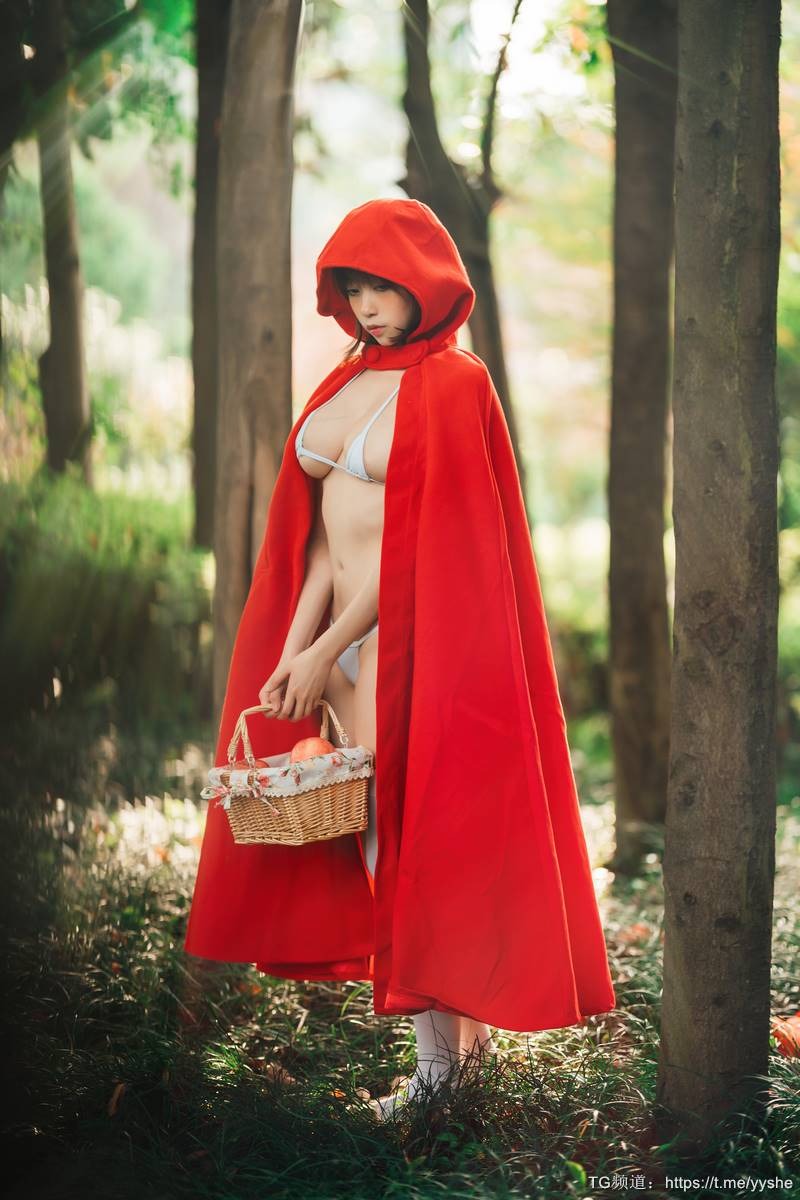 [Cos]奈汐酱 - 大红帽 [31P+2V] 16