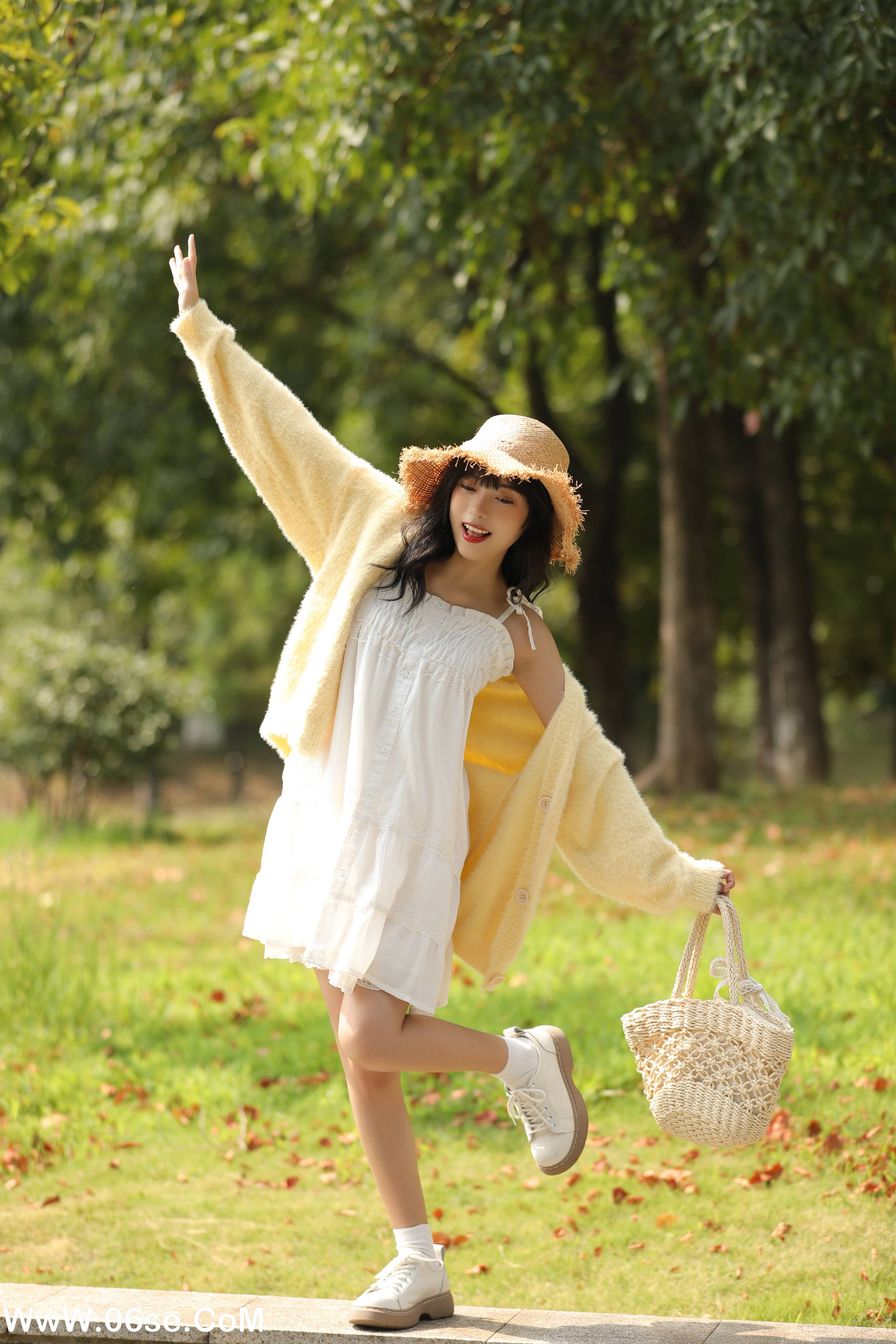 图片[28]-[YITUYU艺图语]2022.09.29 甜心泡芙 小薇人儿[41+1P／441MB]-六色网