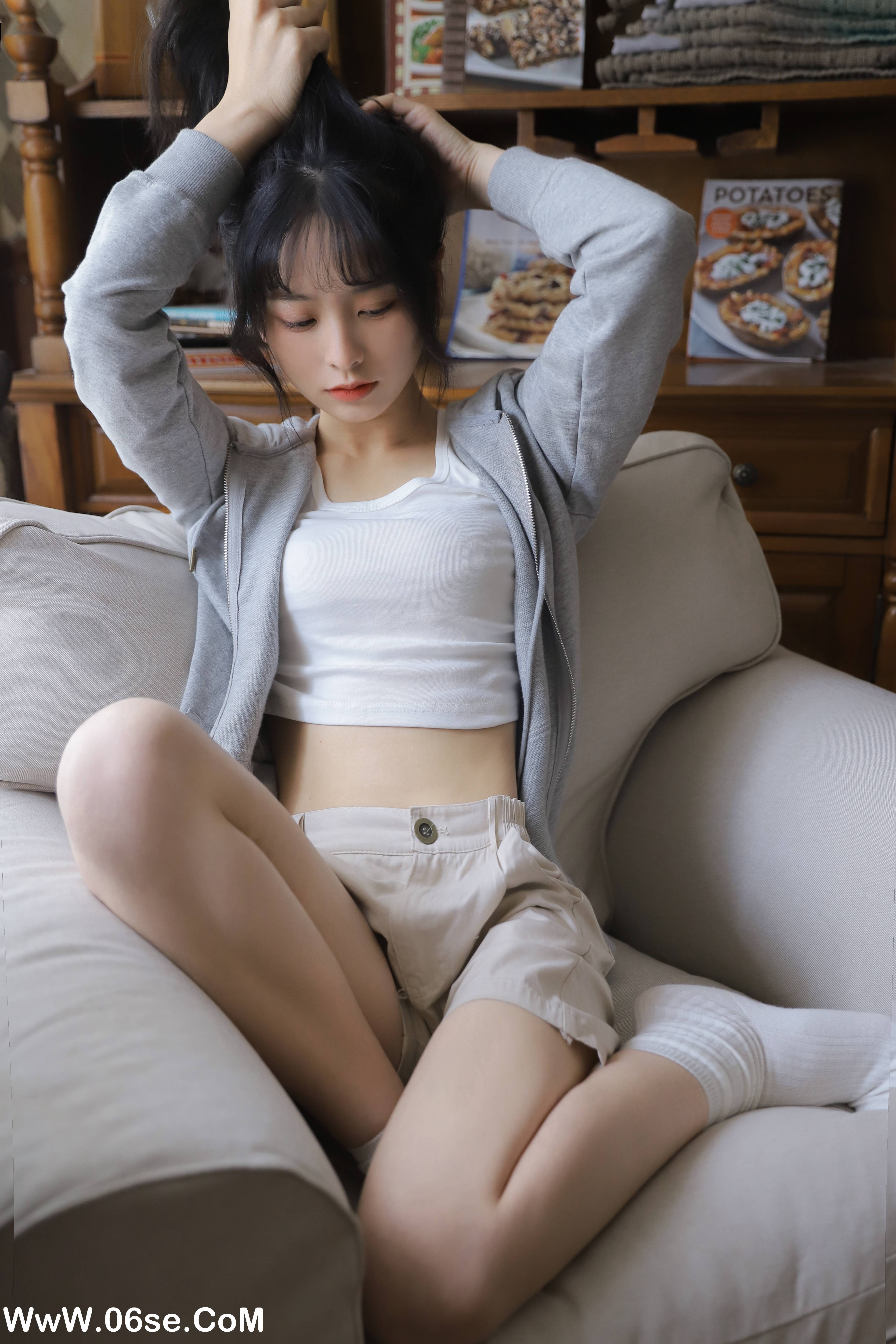 图片[23]-[YITUYU艺图语]2022.08.01 灰色轨迹 -春夏_[22+1P／210MB]-六色网