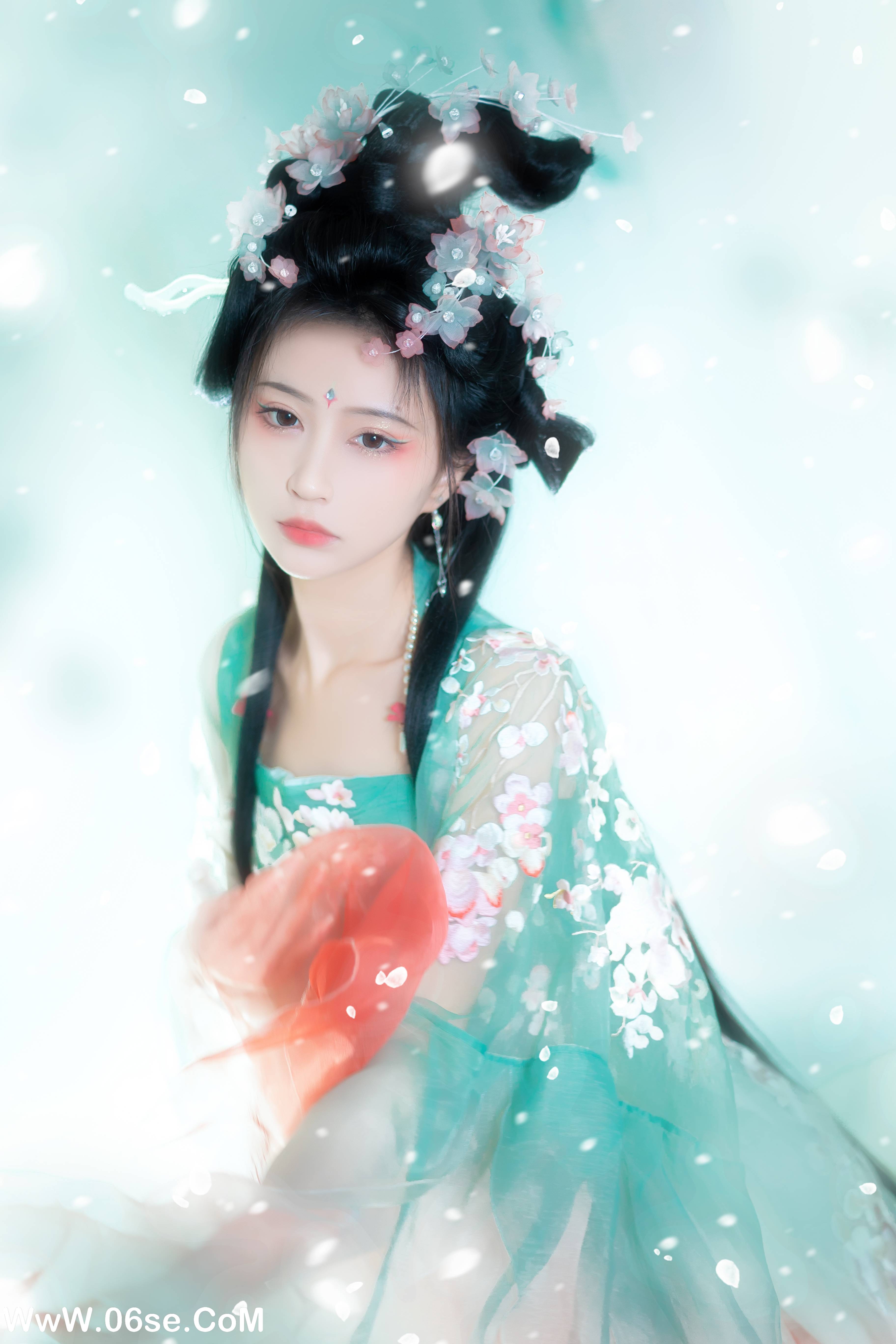 图片[18]-[YITUYU艺图语]2022.12.26 绿梅 -绮罗生的小苏苏-[27+1P／189MB]-六色网