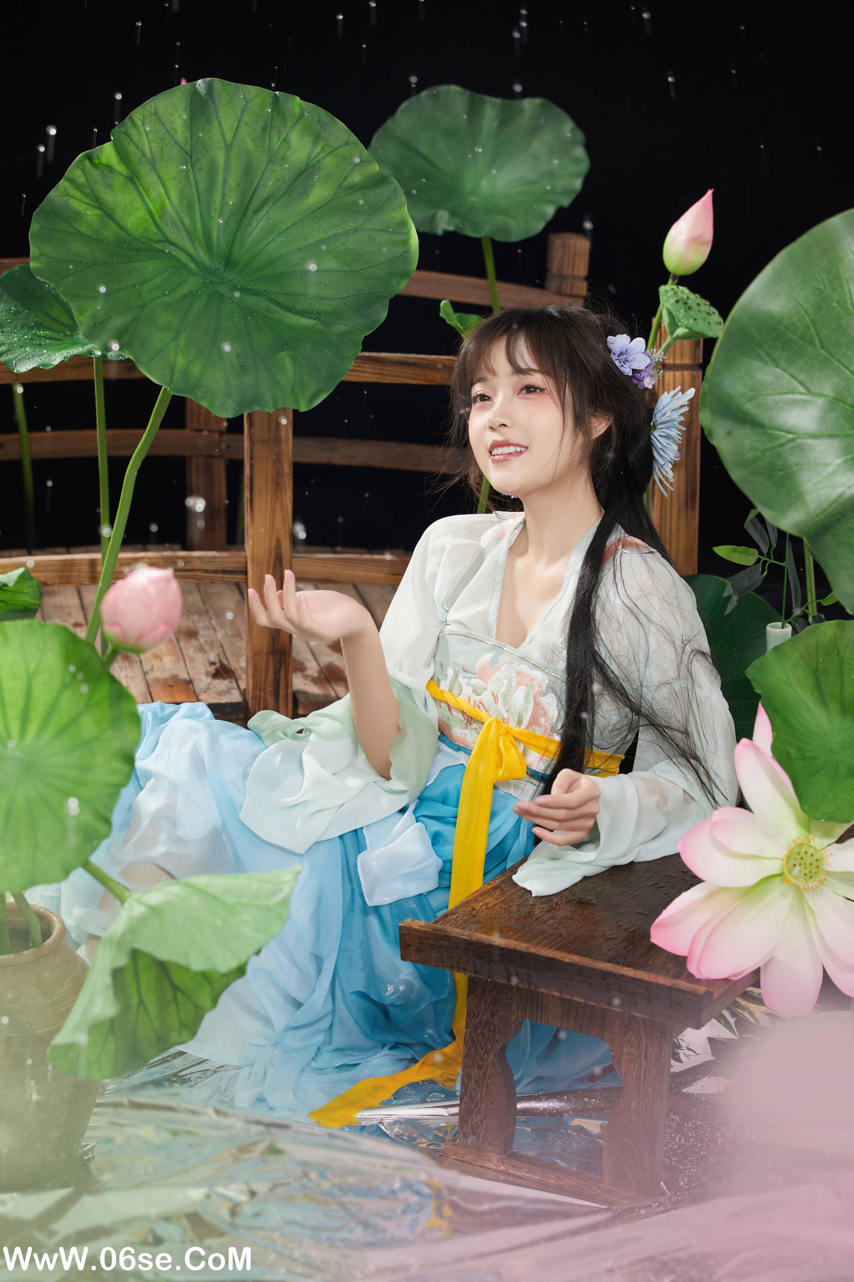 图片[30]-[YITUYU艺图语]2022.09.23 荷塘月色 小薇人儿[39+1P／536MB]-六色网