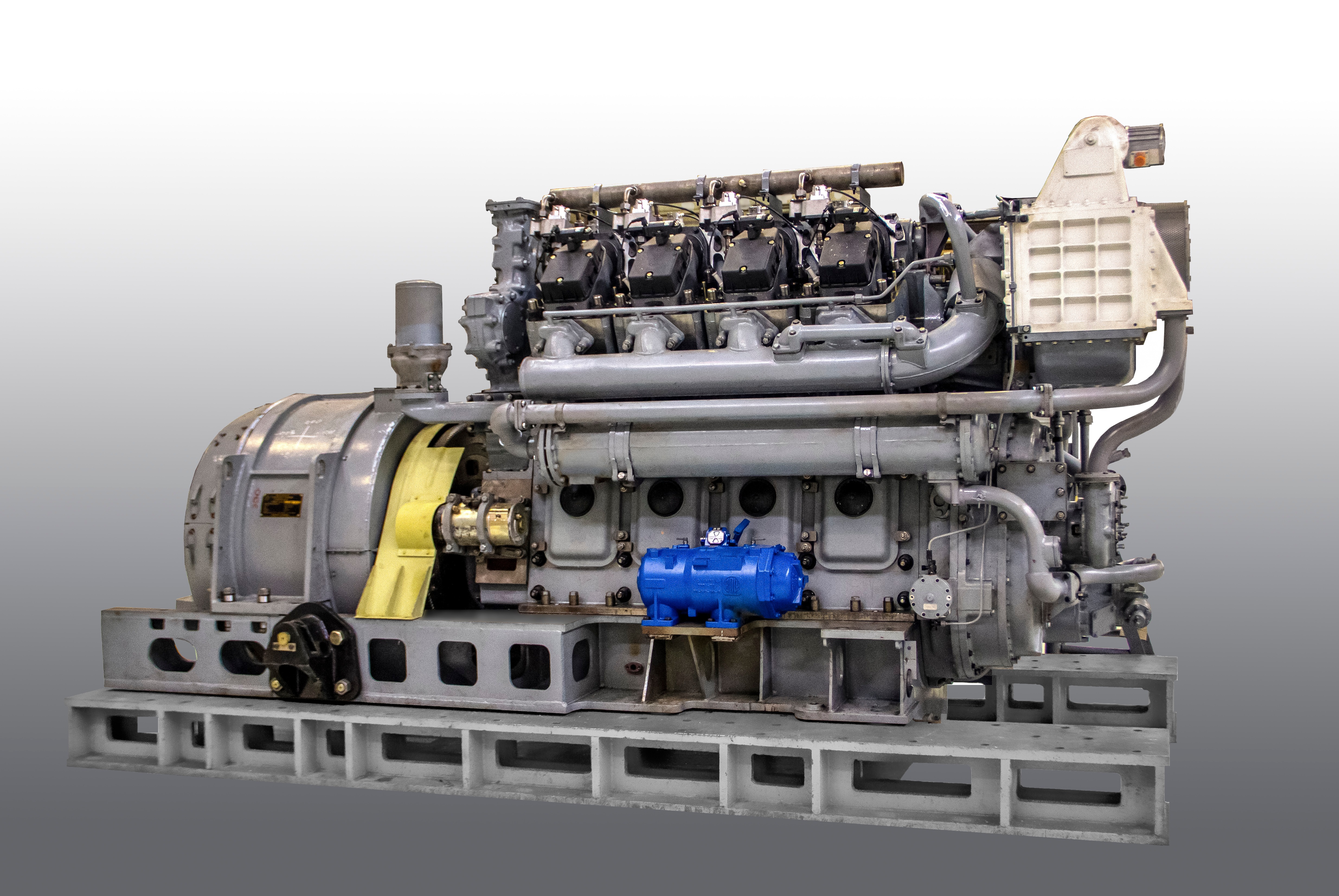 Газ в двигателях внутреннего сгорания. Двигатель тепловоза тэм18дм. Газовый двигатель-Генератор 9гмг. 1-9гмг. Тэм29 тепловоз.