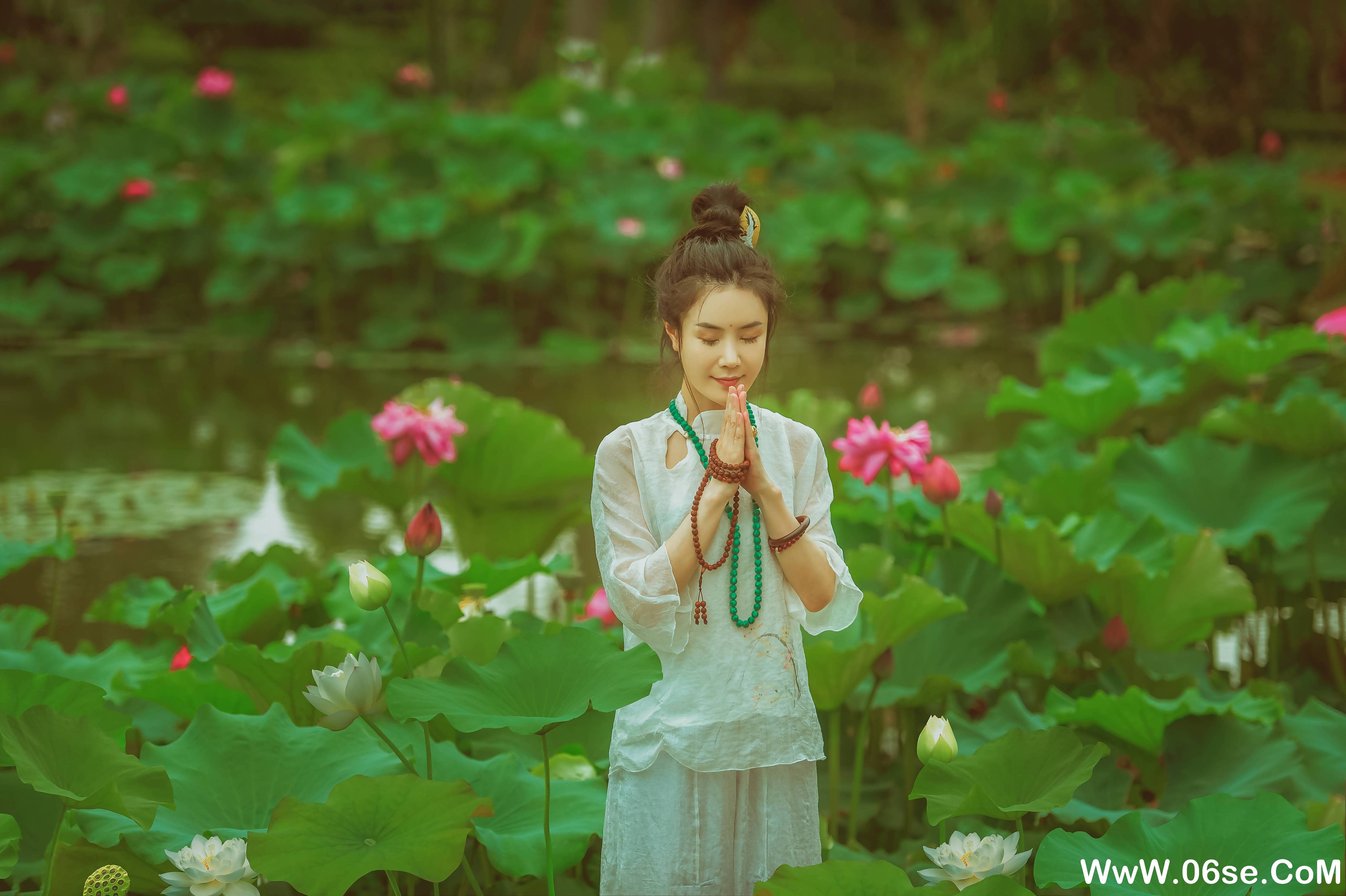图片[9]-[YITUYU艺图语]2021.08.14 赏荷记 颗颗树[35+1P／260MB]-六色网