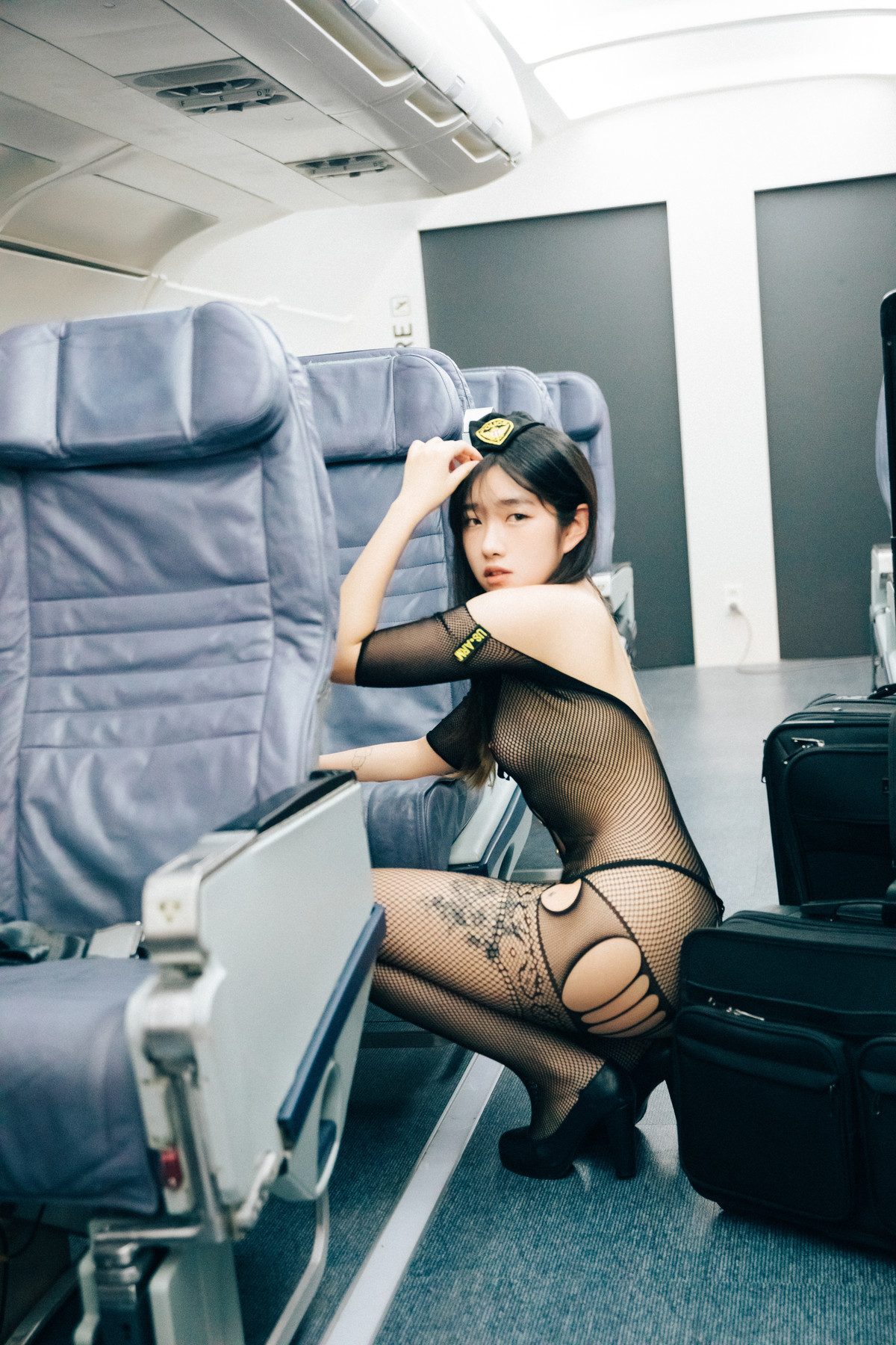 Sonson 손손, [Loozy] Night Flight Set.01 3