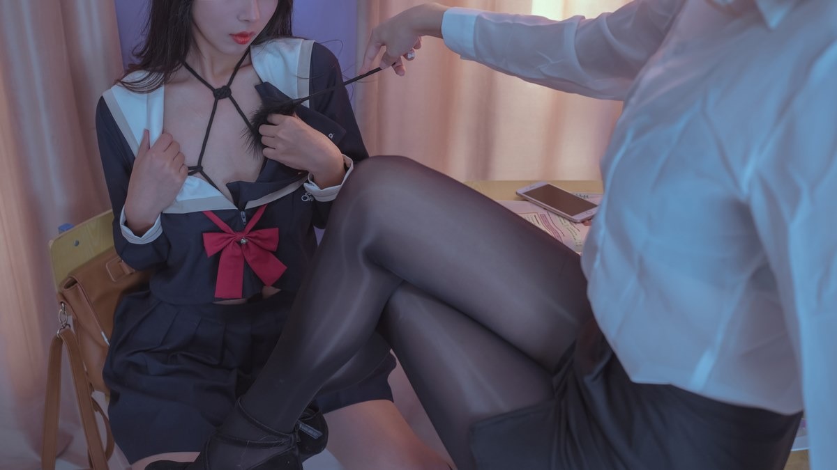 [Cos]云溪溪 - 教室绳艺[69P+1V] 19