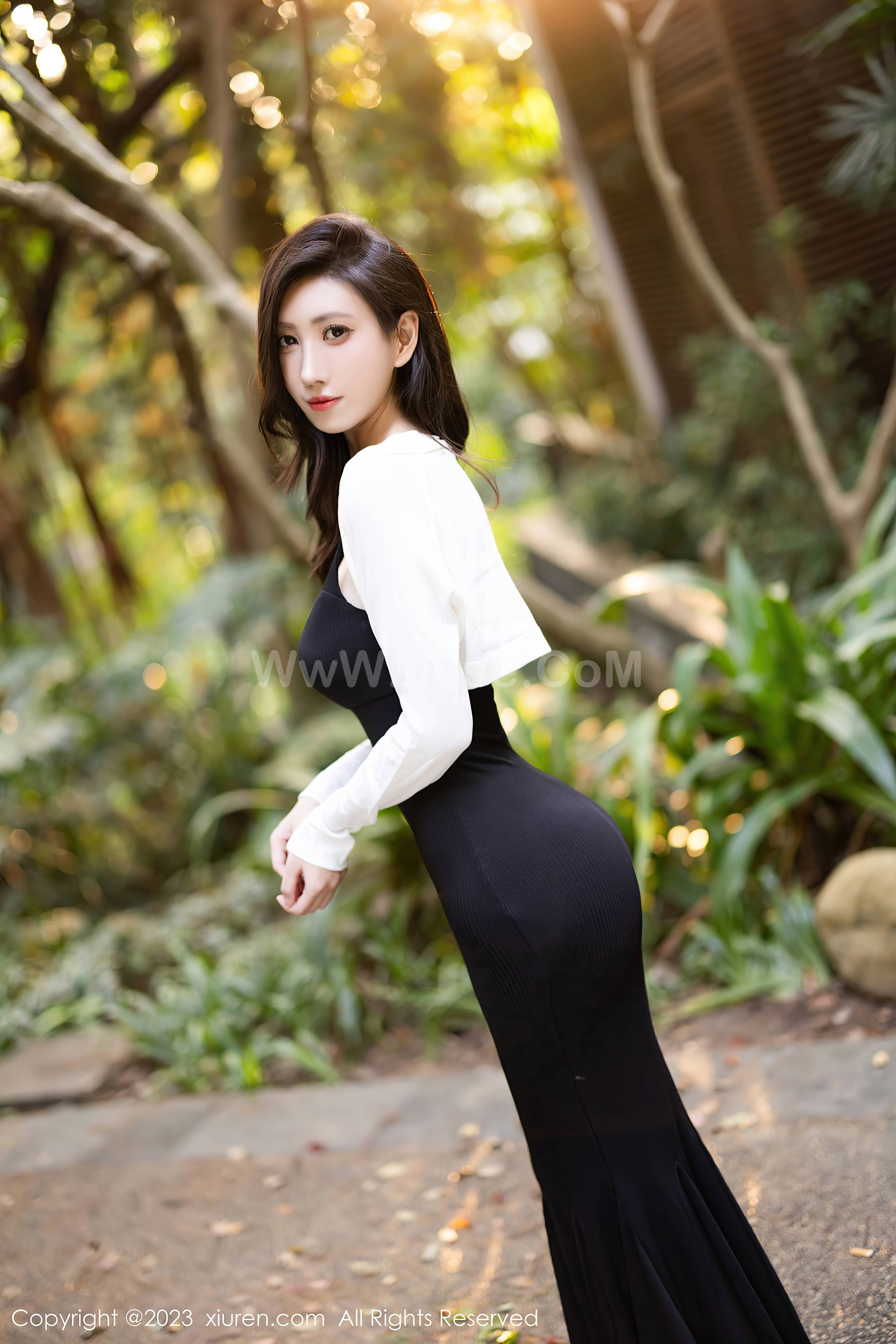 图片[3]-[Xiuren秀人网]2023.12.19 NO.7830 章芃芃[80+1P／685MB]-六色网