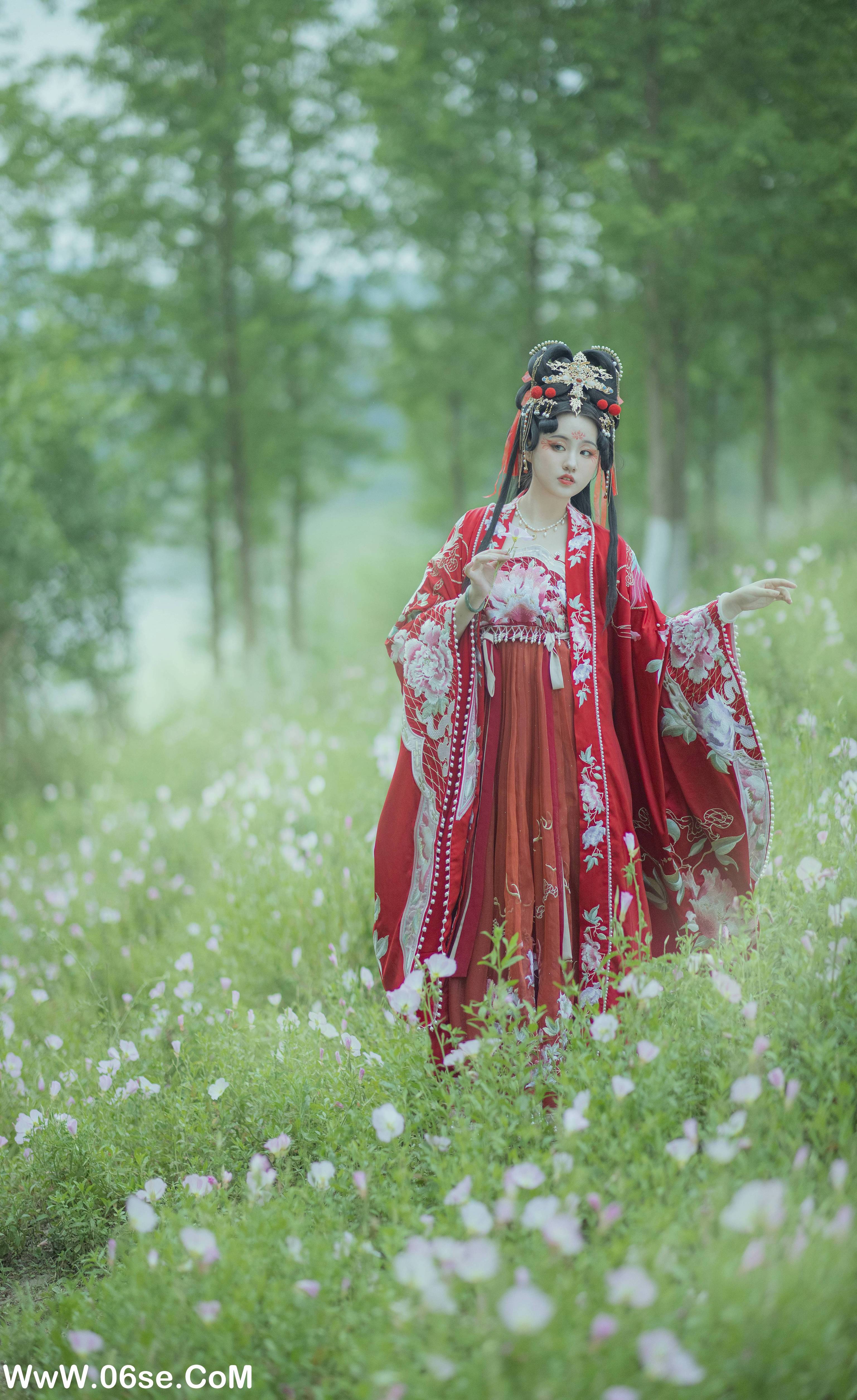 图片[13]-[YITUYU艺图语]2022.08.05 惊鸿一瞥 雨绵绵o[23+1P／272MB]-六色网