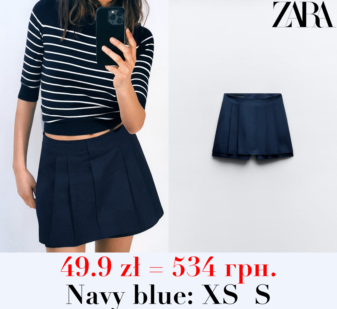 SKORT WITH FRONT DARTS