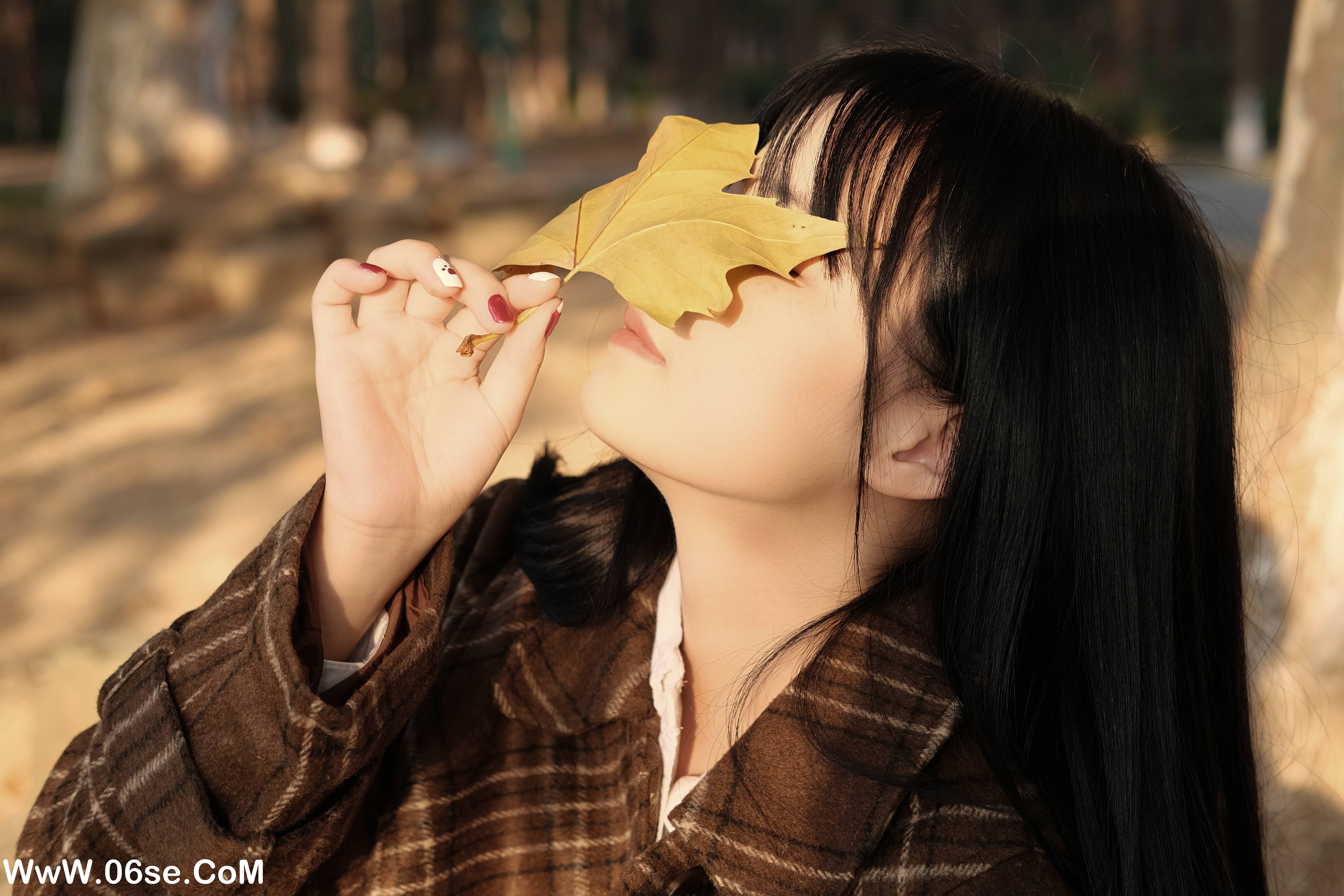 图片[18]-[YITUYU艺图语]2022.12.25 栗子深秋 小怡妹妹cute[28+1P／413MB]-六色网