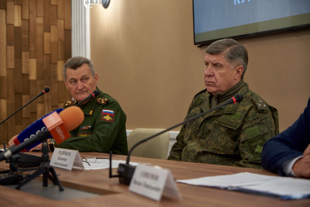 Военком владимира. Военный комиссар Курской области Владимир Родионов. Главный Военком. Военком Курской области Родионов. Военный комиссар города Владимира.