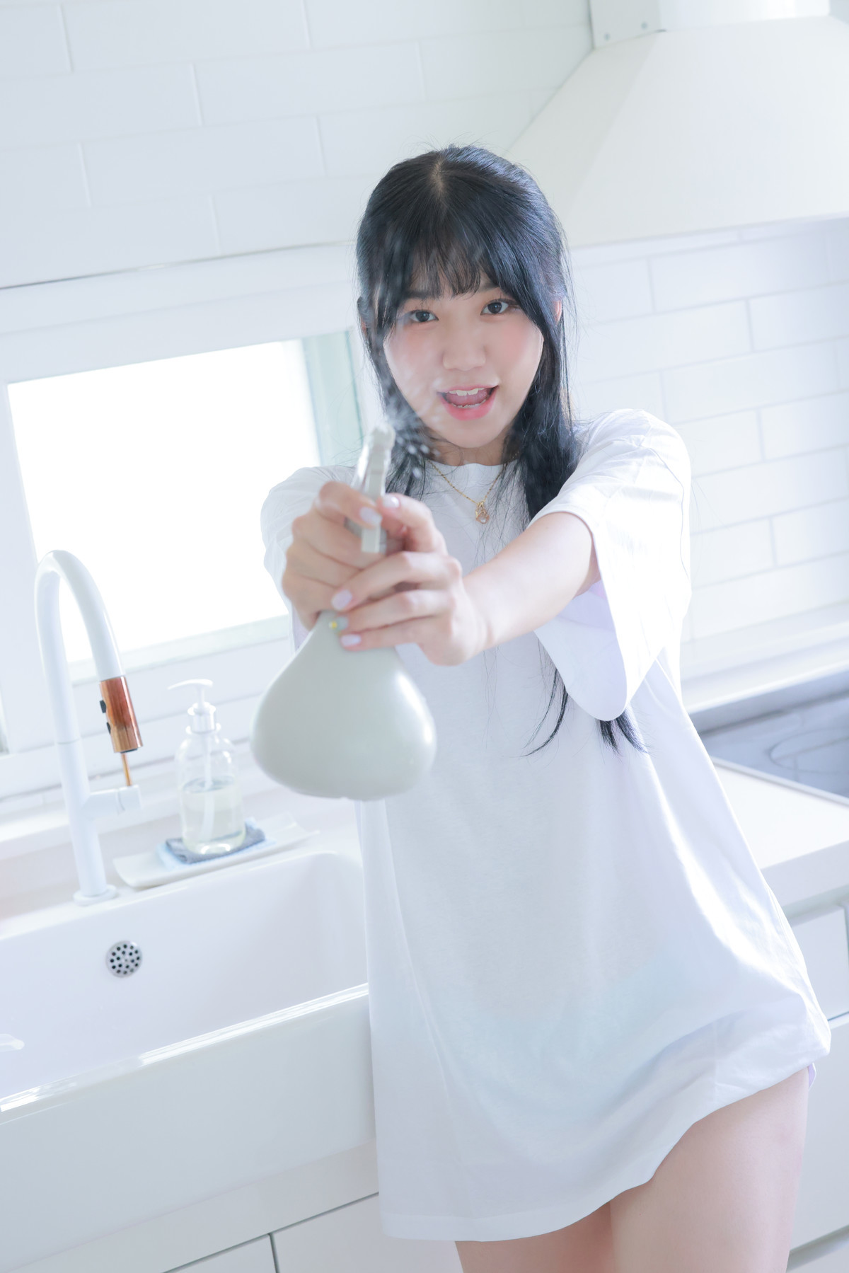 Yui 유이, [SWEETBOX] CREAM Set.01 3
